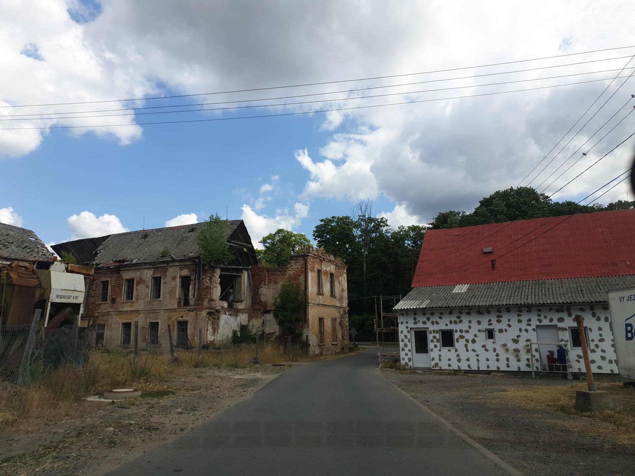 Street view near JK Pegas, Nová Role — © canislupus (CC BY-SA · Mapillary)