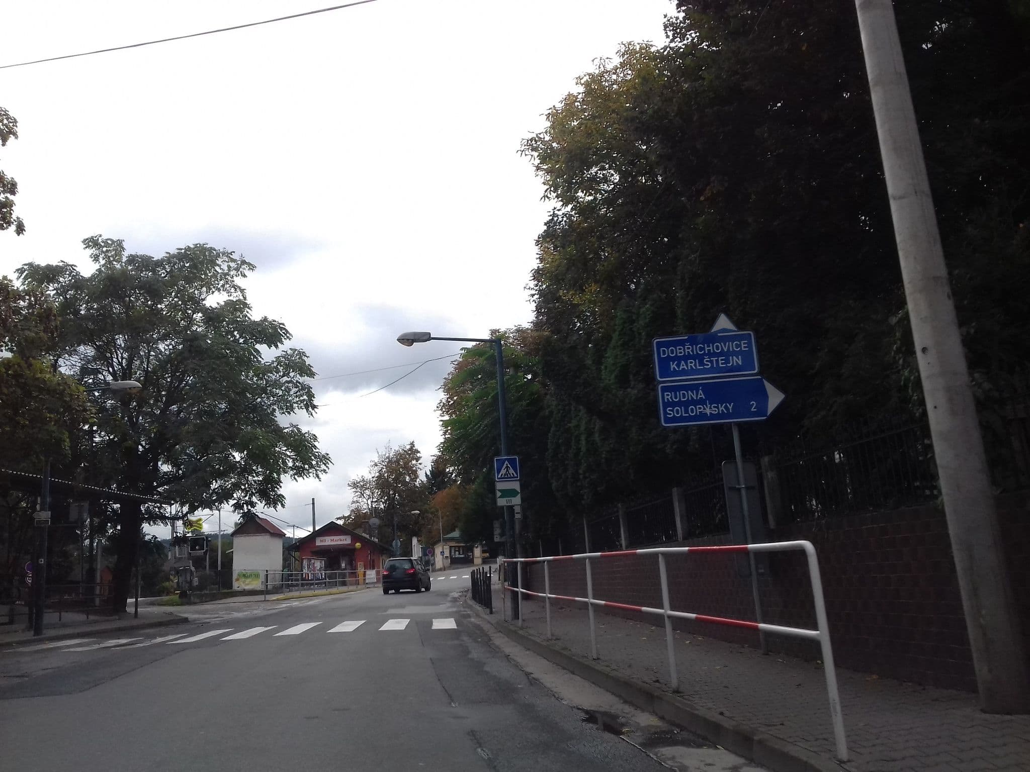Street view near Hotel Slánka Černošice, Černošice — © hodkowicz (CC BY-SA · Mapillary)