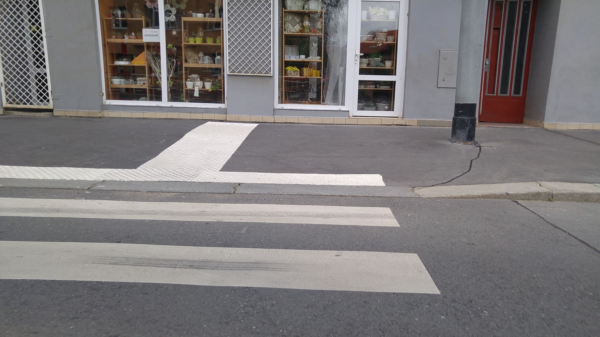 Street view near Zimmer 1, Veleslavín — © pbb (CC BY-SA · Mapillary)