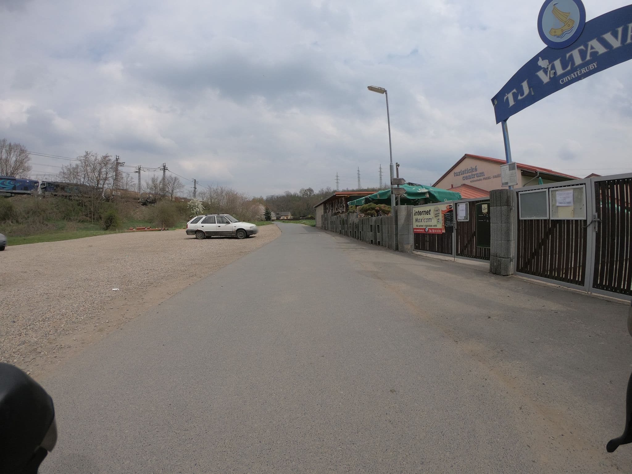 Street view near Turistické centrum cyklostezky Praha - Drážďany, Kralupy nad Vltavou — © tobiaso (CC BY-SA · Mapillary)