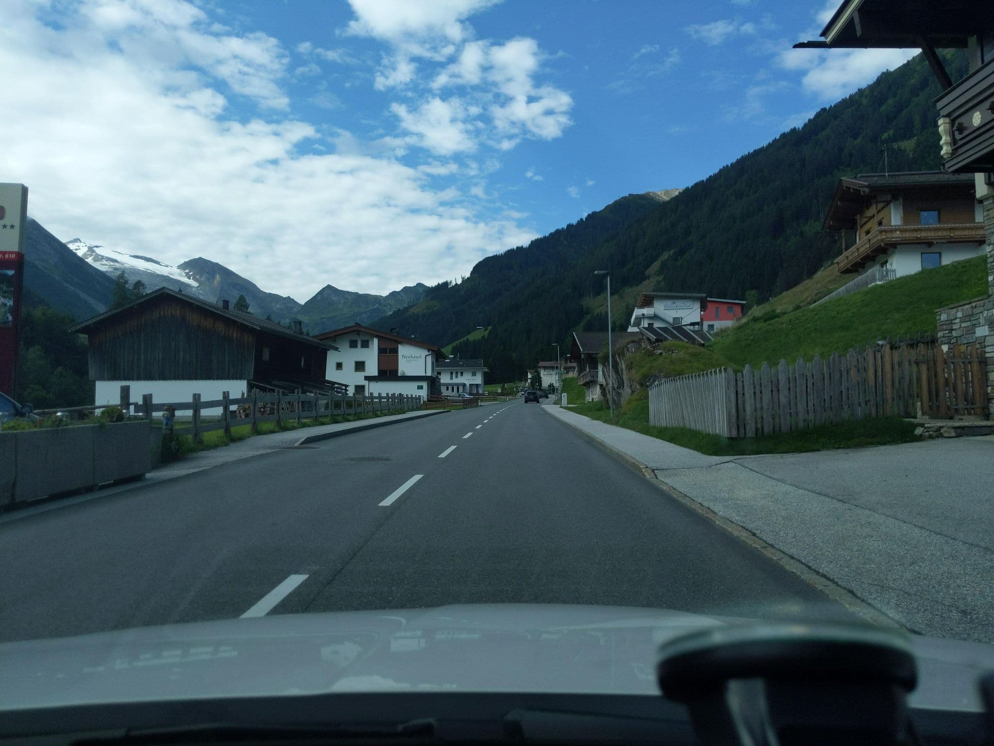 Street view near Haus Kathrin, Tux — © littlefool (CC BY-SA · Mapillary)