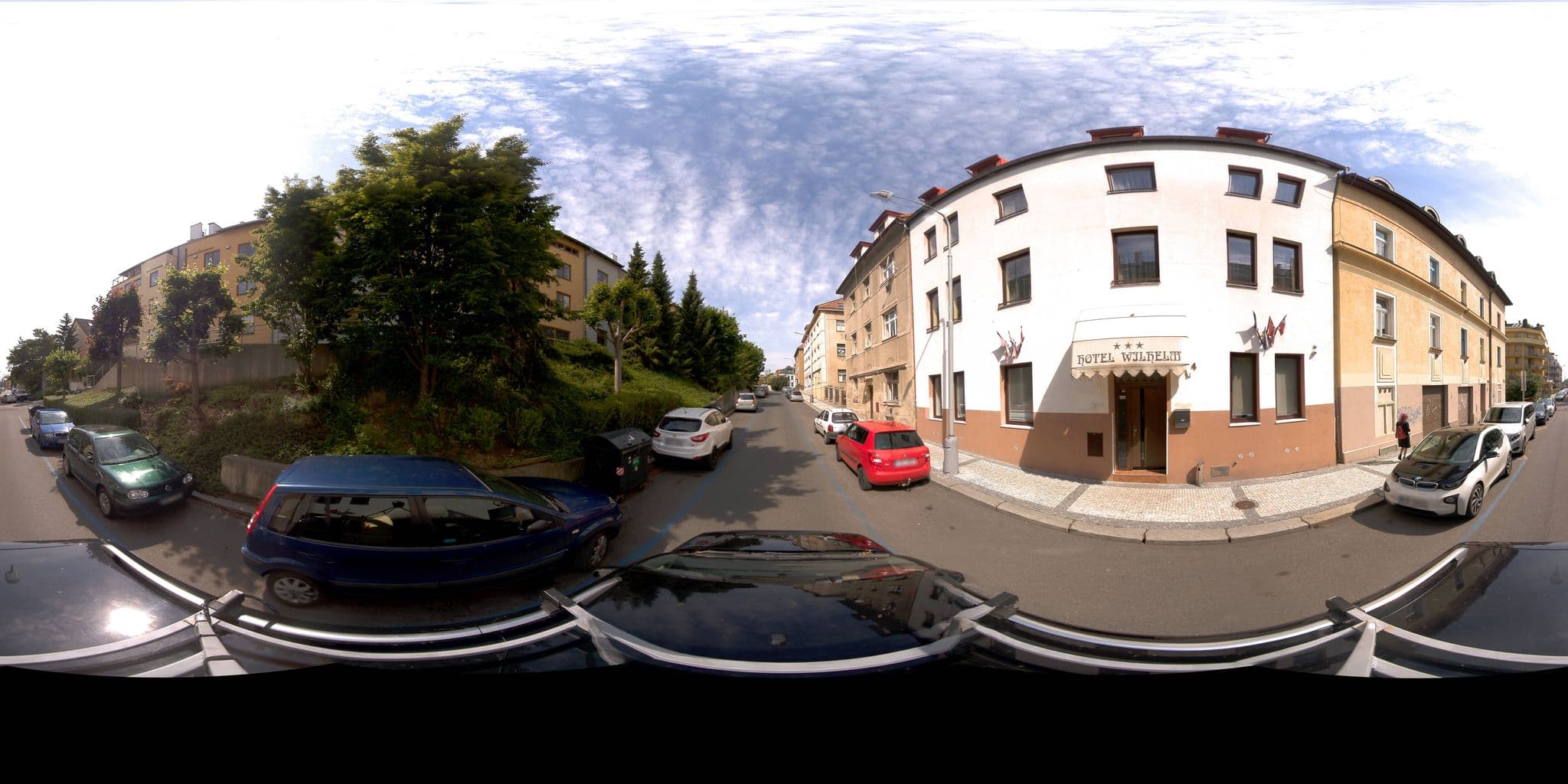 Street view near Hošťálkova 4, Veleslavín — © jeffreymartin (CC BY-SA · Mapillary)