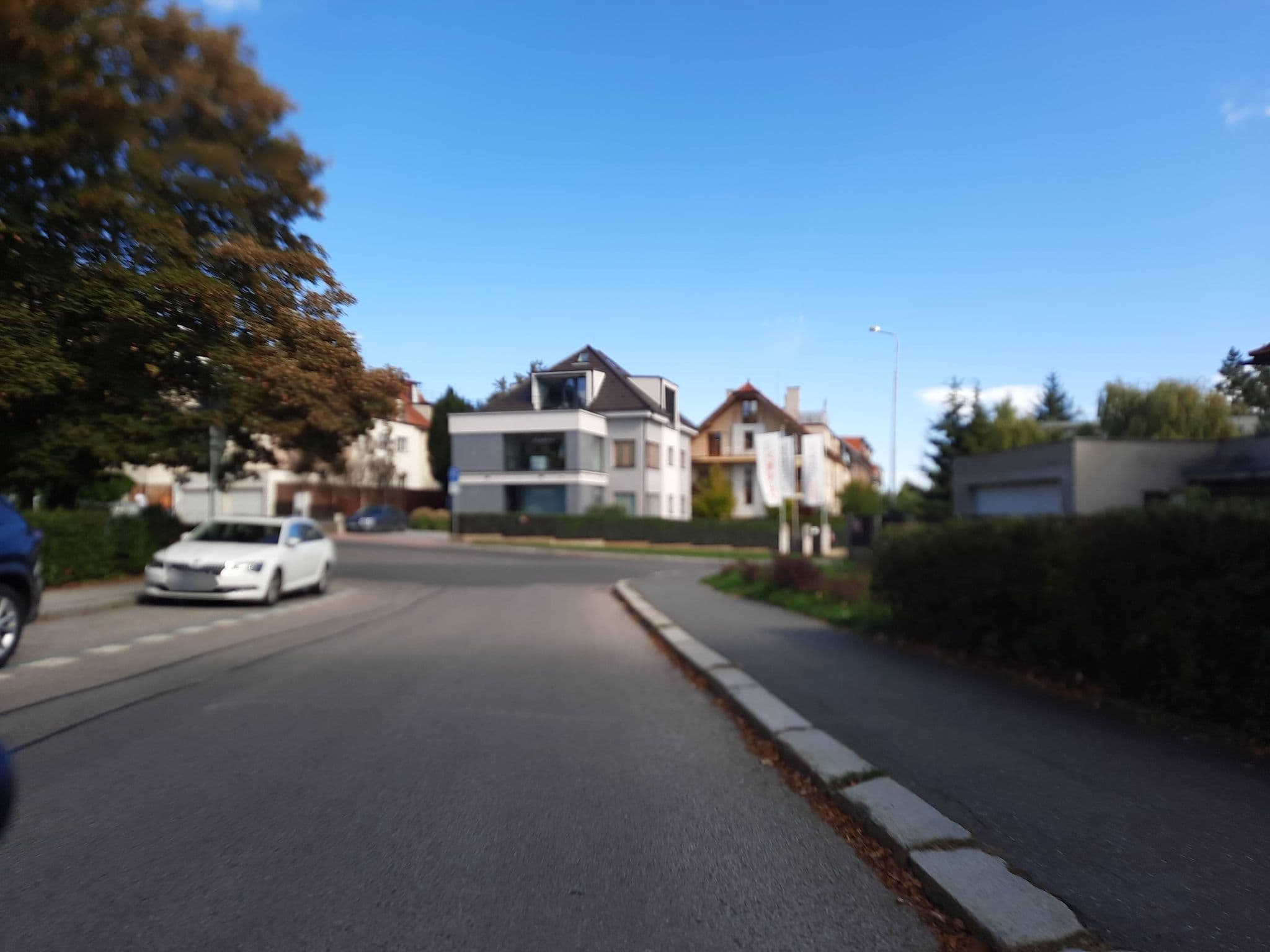 Street view near Pension Vila Šárka, Ruzyně — © ondrejlopatka (CC BY-SA · Mapillary)