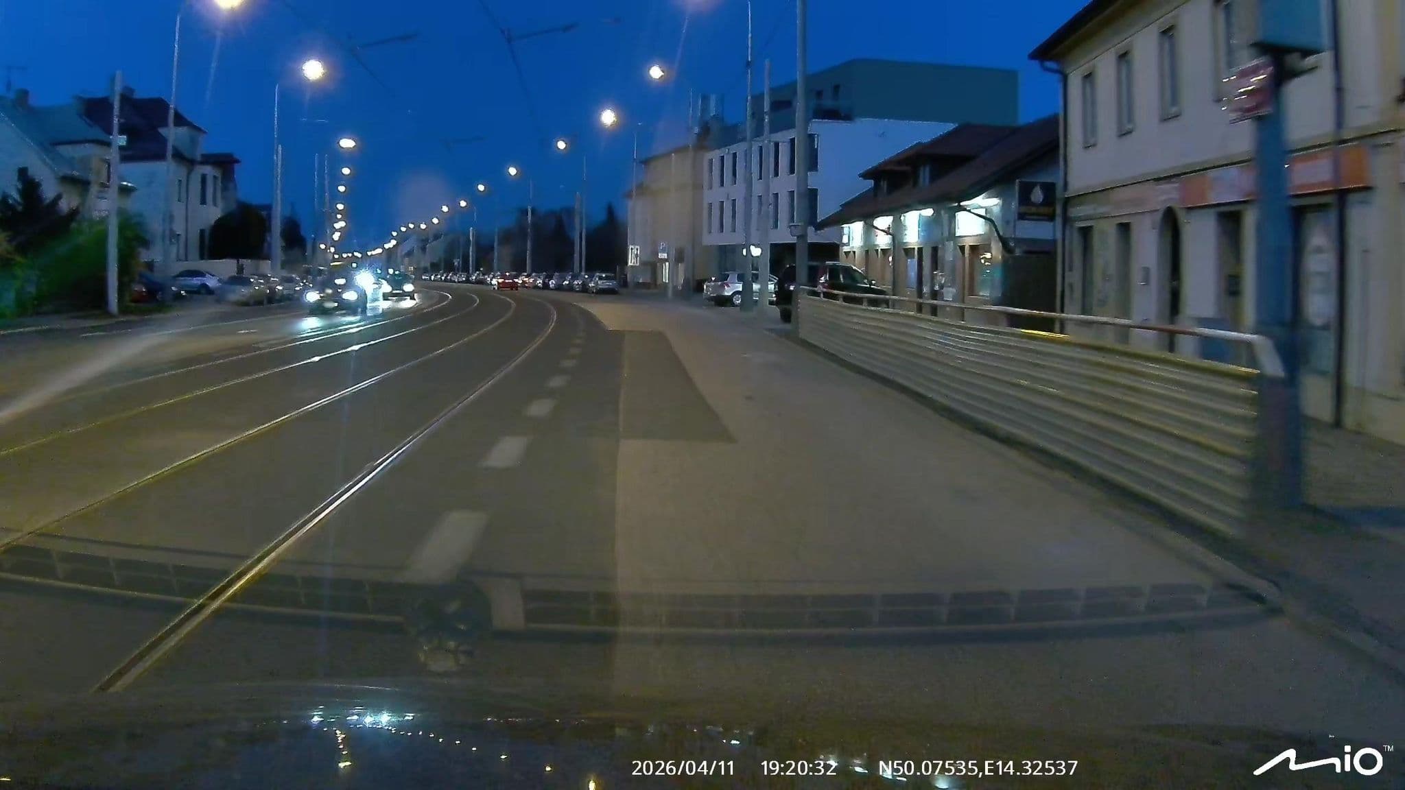 Street view near Oneman Hostel, Řepy — © puky (CC BY-SA · Mapillary)