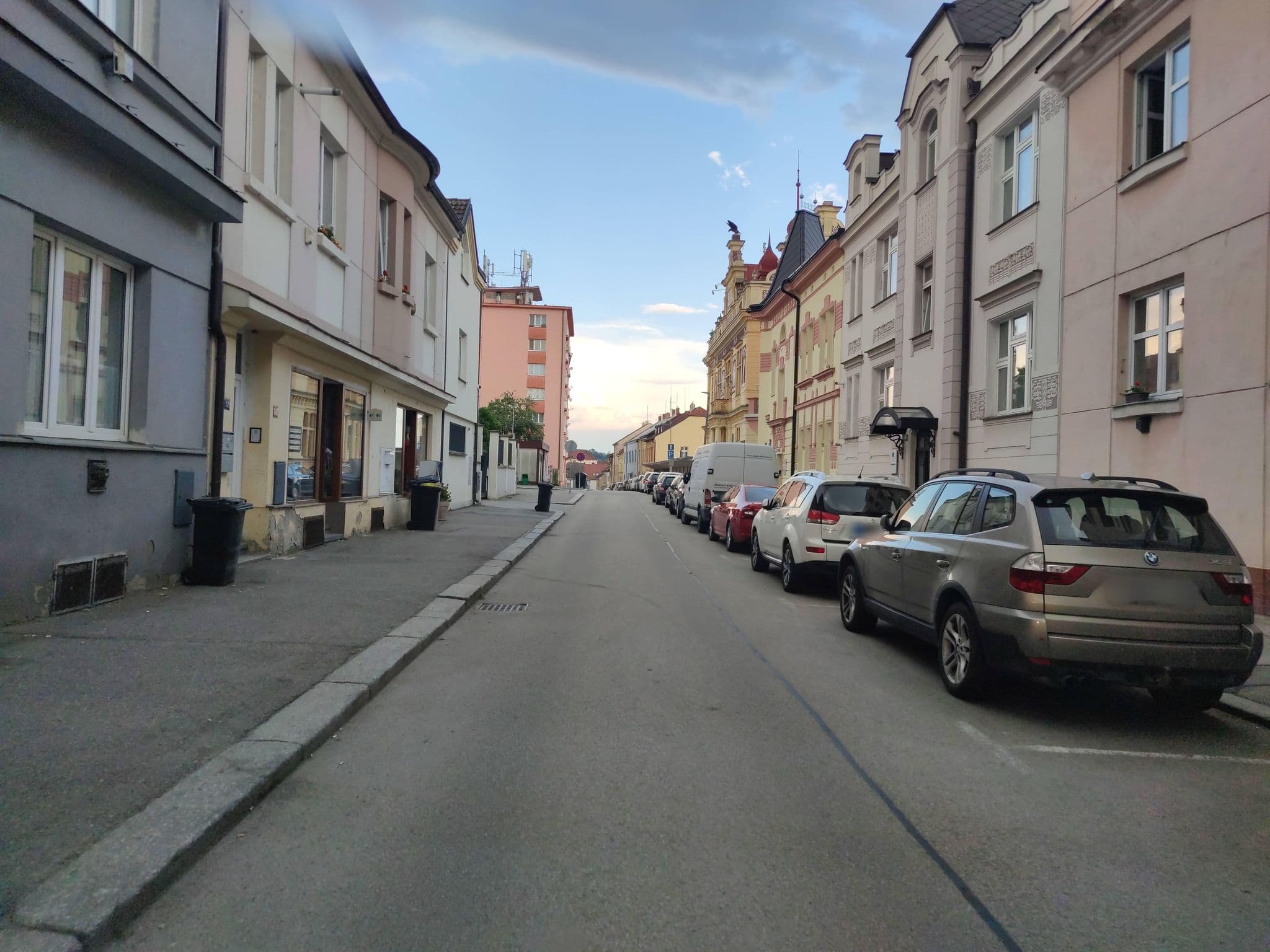 Street view near enkyny palac, Tábor — © martinpoljak (CC BY-SA · Mapillary)