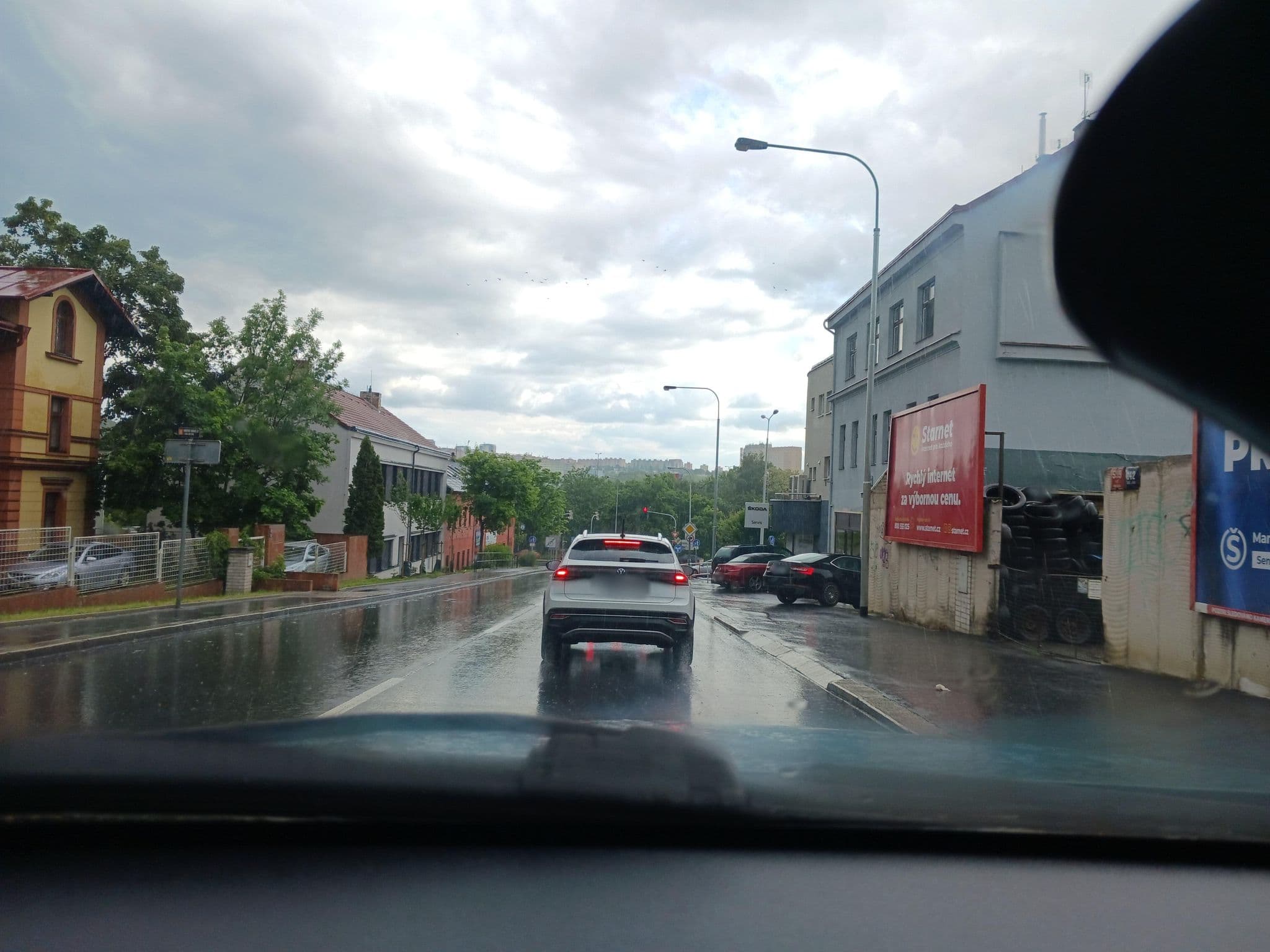 Street view near PragWay, Krč — © Finreeal (CC BY-SA · Mapillary)