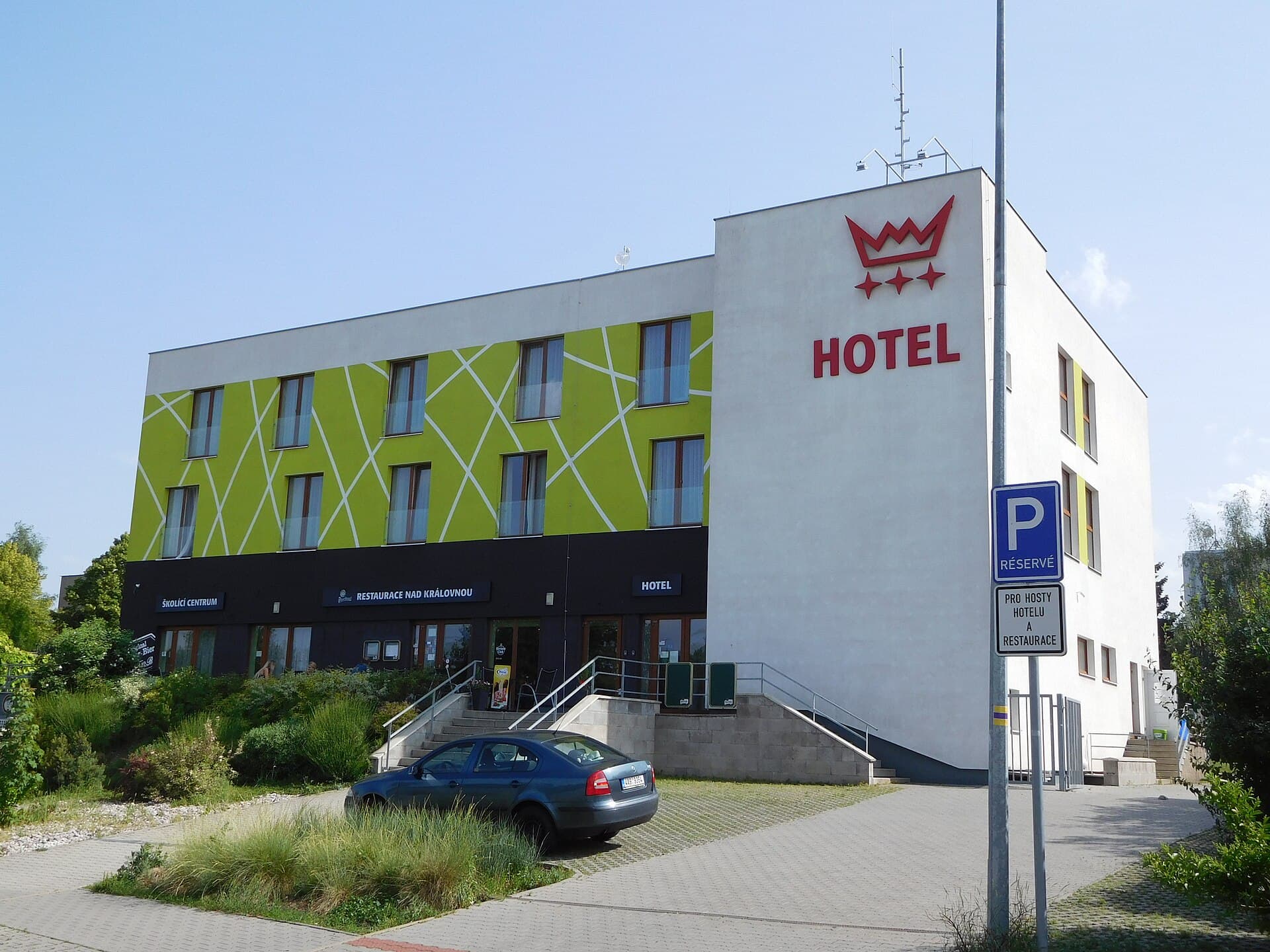 Nad Královnou (via Wikimedia Commons, CC BY-SA 3.0)