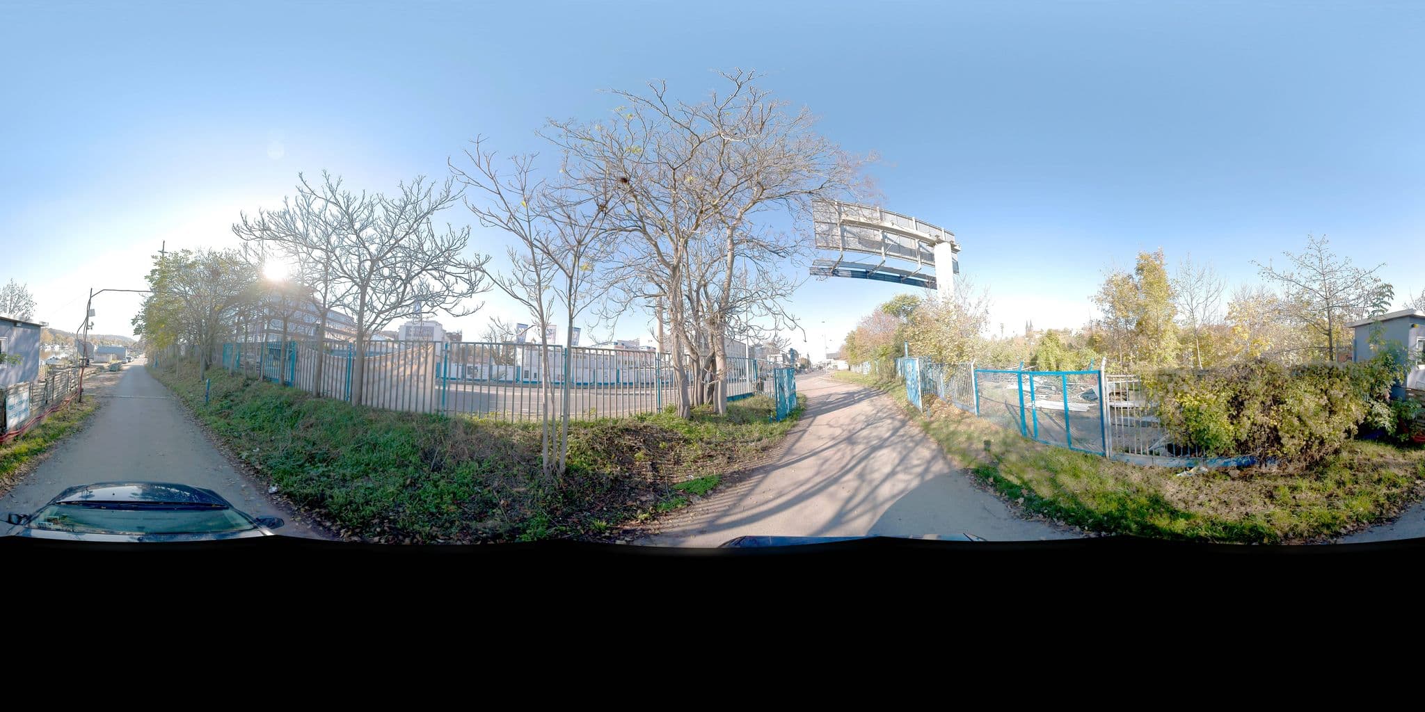 Street view near Houseboat Marilyn, Vyšehrad — © jeffreymartin (CC BY-SA · Mapillary)