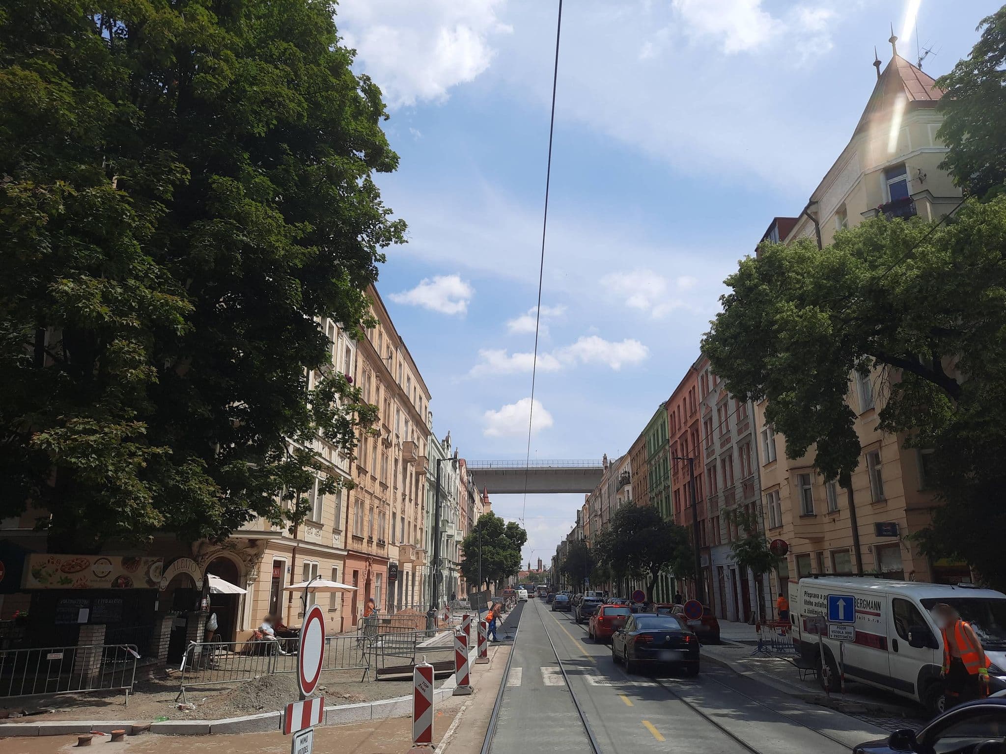 Street view near Apartment Nezamyslova, Vyšehrad — © ondrejlopatka (CC BY-SA · Mapillary)