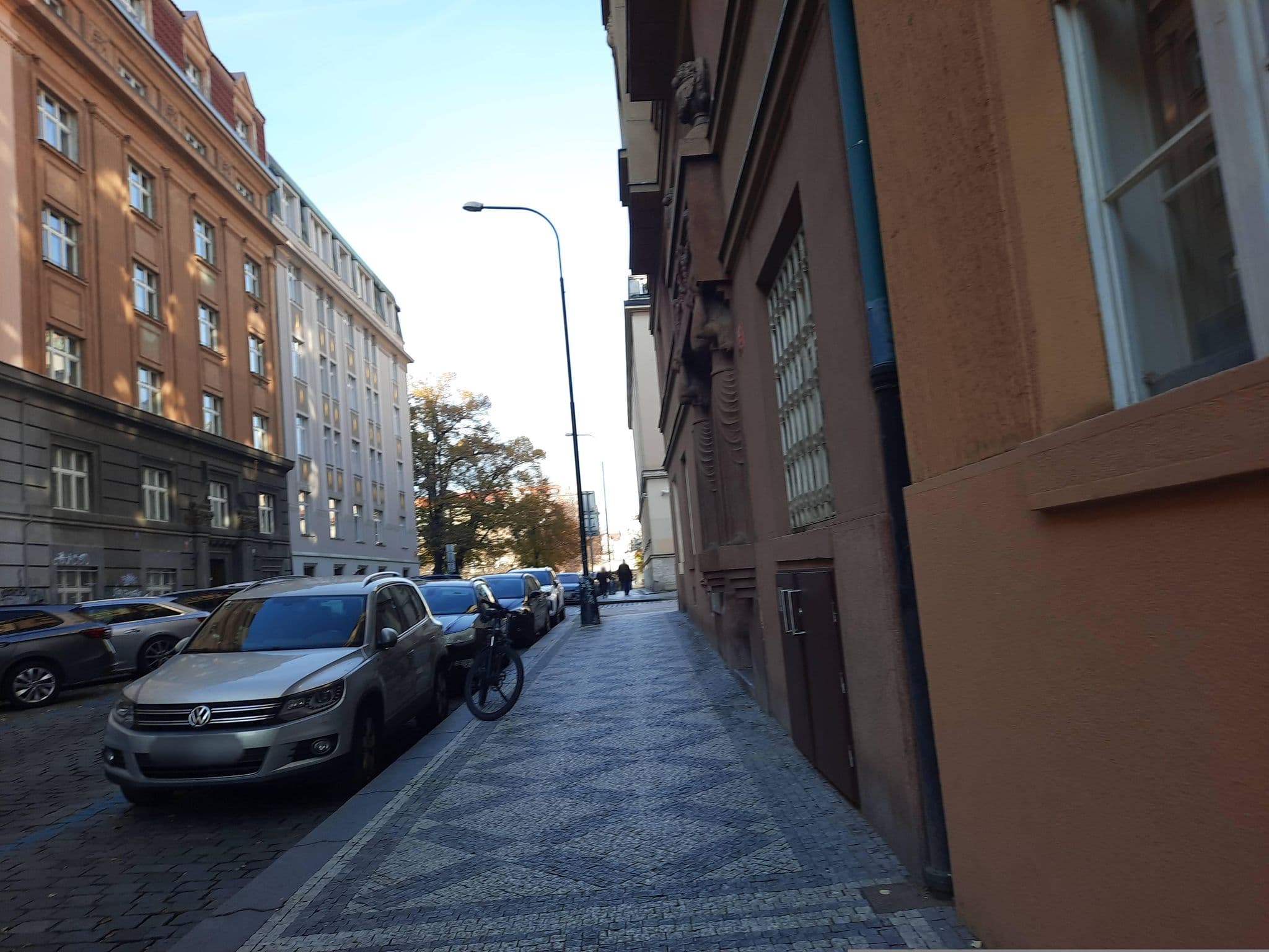 Street view near riverside spirit, Vyšehrad — © ondrejlopatka (CC BY-SA · Mapillary)