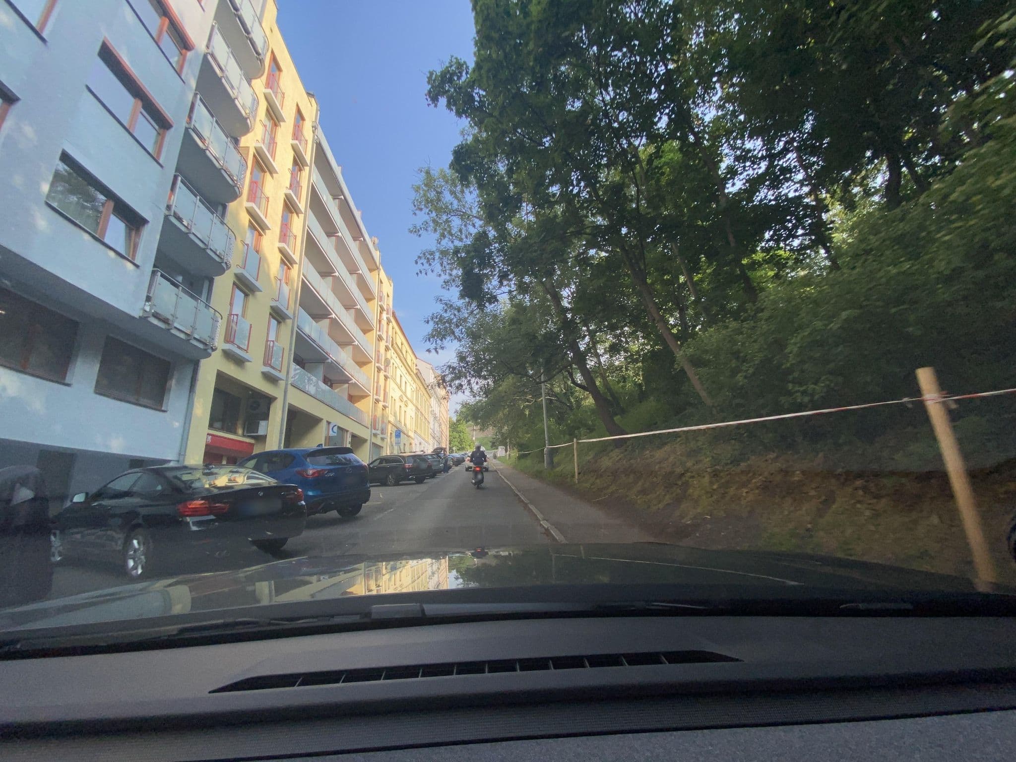 Street view near D&FG Hotel Management Praha, Vyšehrad — © gob (CC BY-SA · Mapillary)