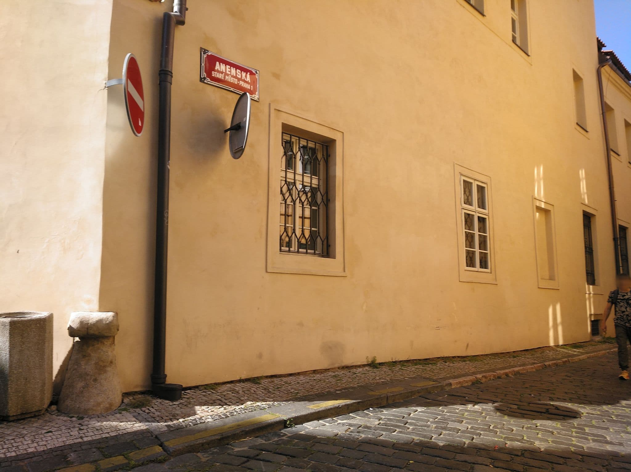 Street view near Hotel Liliova Prague Old Town, Prague — © filohipo (CC BY-SA · Mapillary)