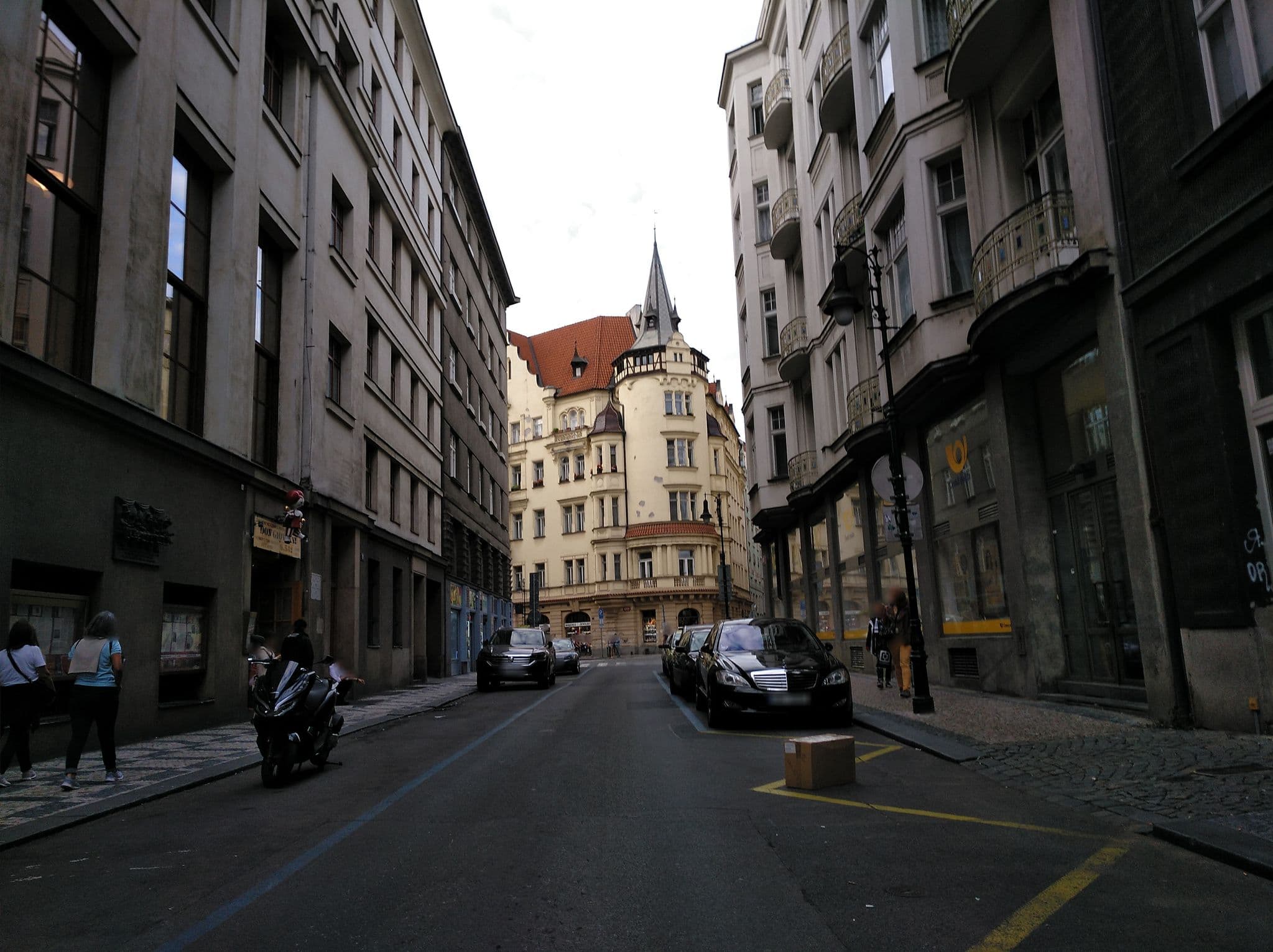 Street view near Old Town Prague 'Chez moi', Prague — © filohipo (CC BY-SA · Mapillary)