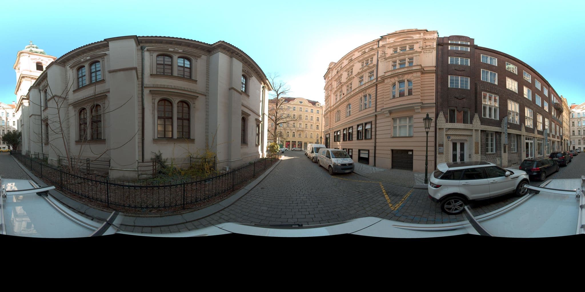 Street view near Dusni 1, Prague — © kolarius27 (CC BY-SA · Mapillary)
