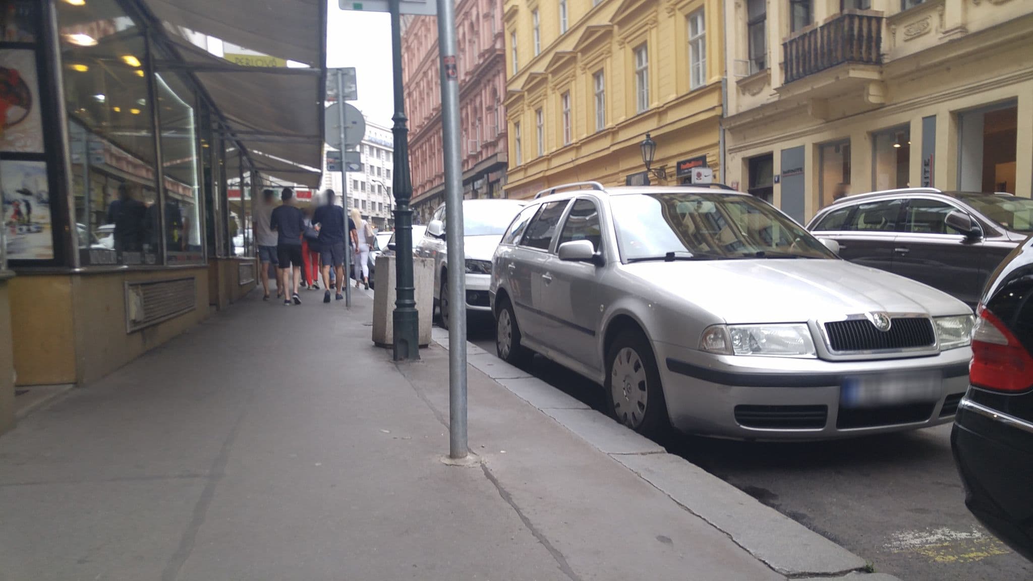 Street view near Hostel Delmedio, Prague — © pbb (CC BY-SA · Mapillary)