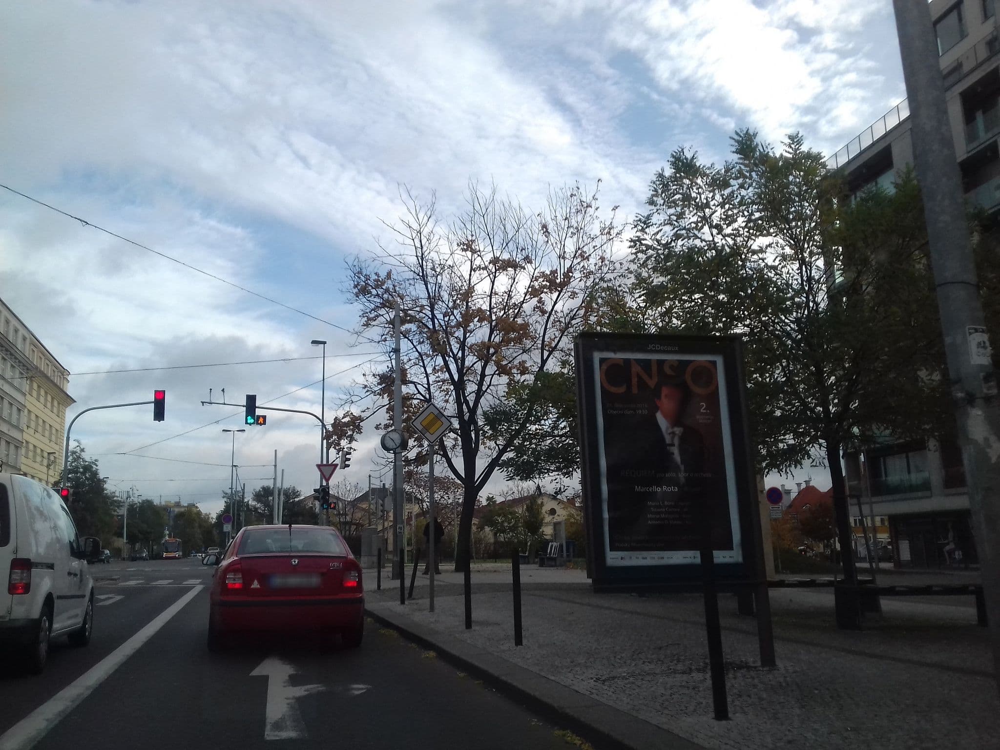 Street view near Fashionable Apartments Flora, Vršovice — © hodkowicz (CC BY-SA · Mapillary)