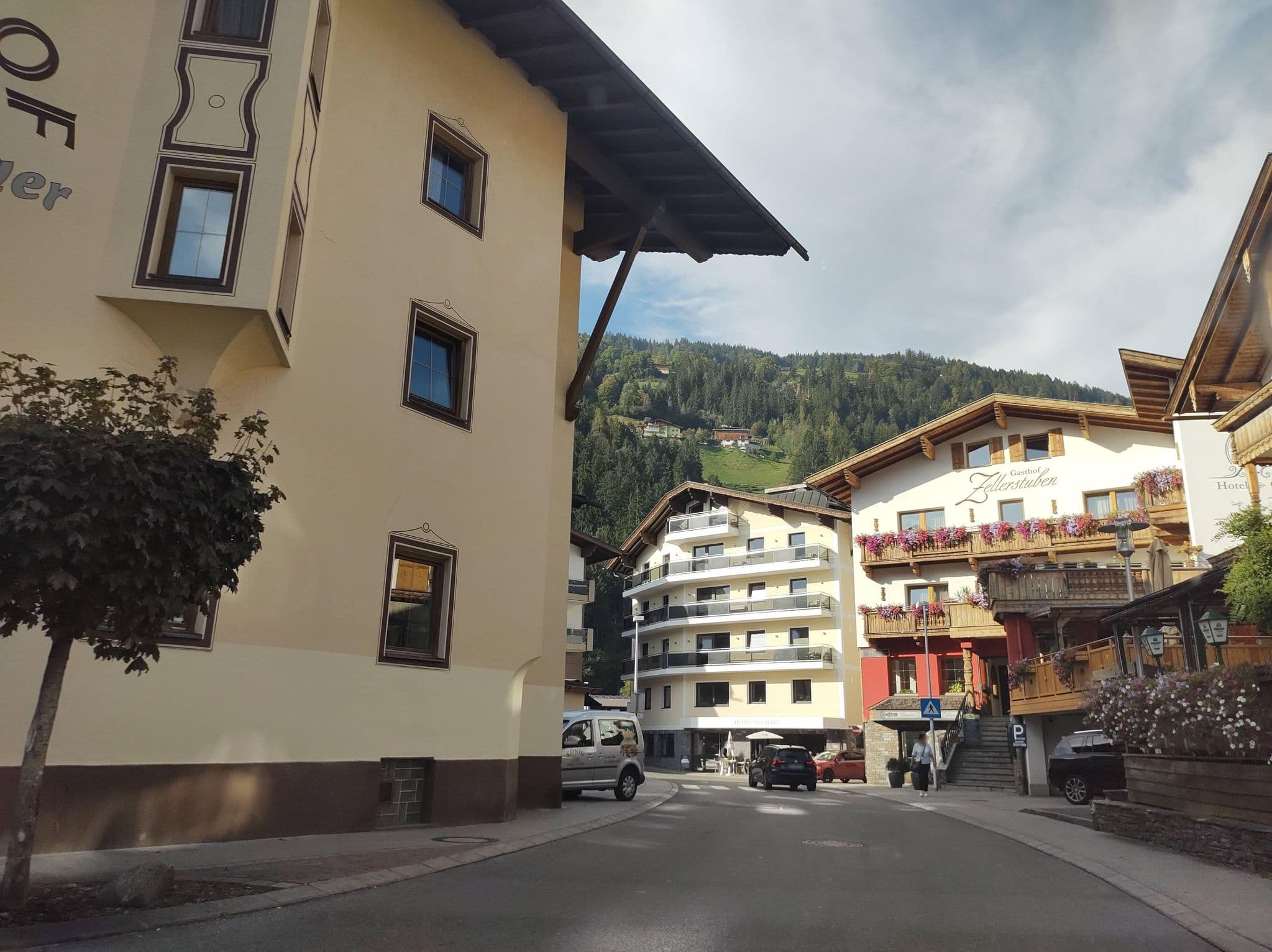 Street view near Gasthof Untermetzger, Zell am Ziller — © thetornado76 (CC BY-SA · Mapillary)