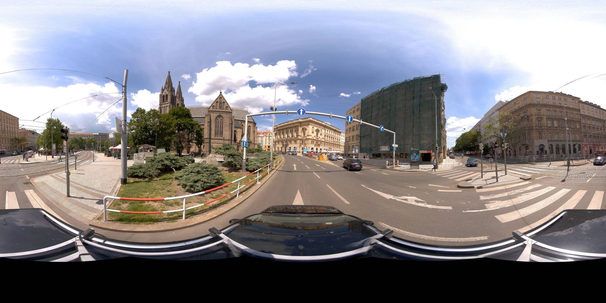Street view near Prace, Královské Vinohrady — © jeffreymartin (CC BY-SA · Mapillary)