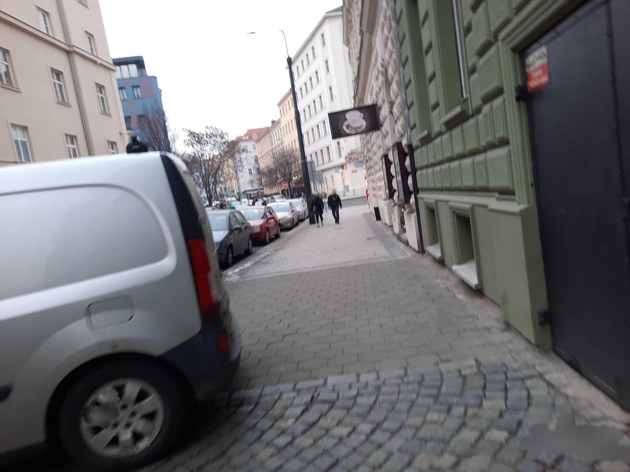 Street view near Home Factory Hostel, Královské Vinohrady — © ondrejlopatka (CC BY-SA · Mapillary)