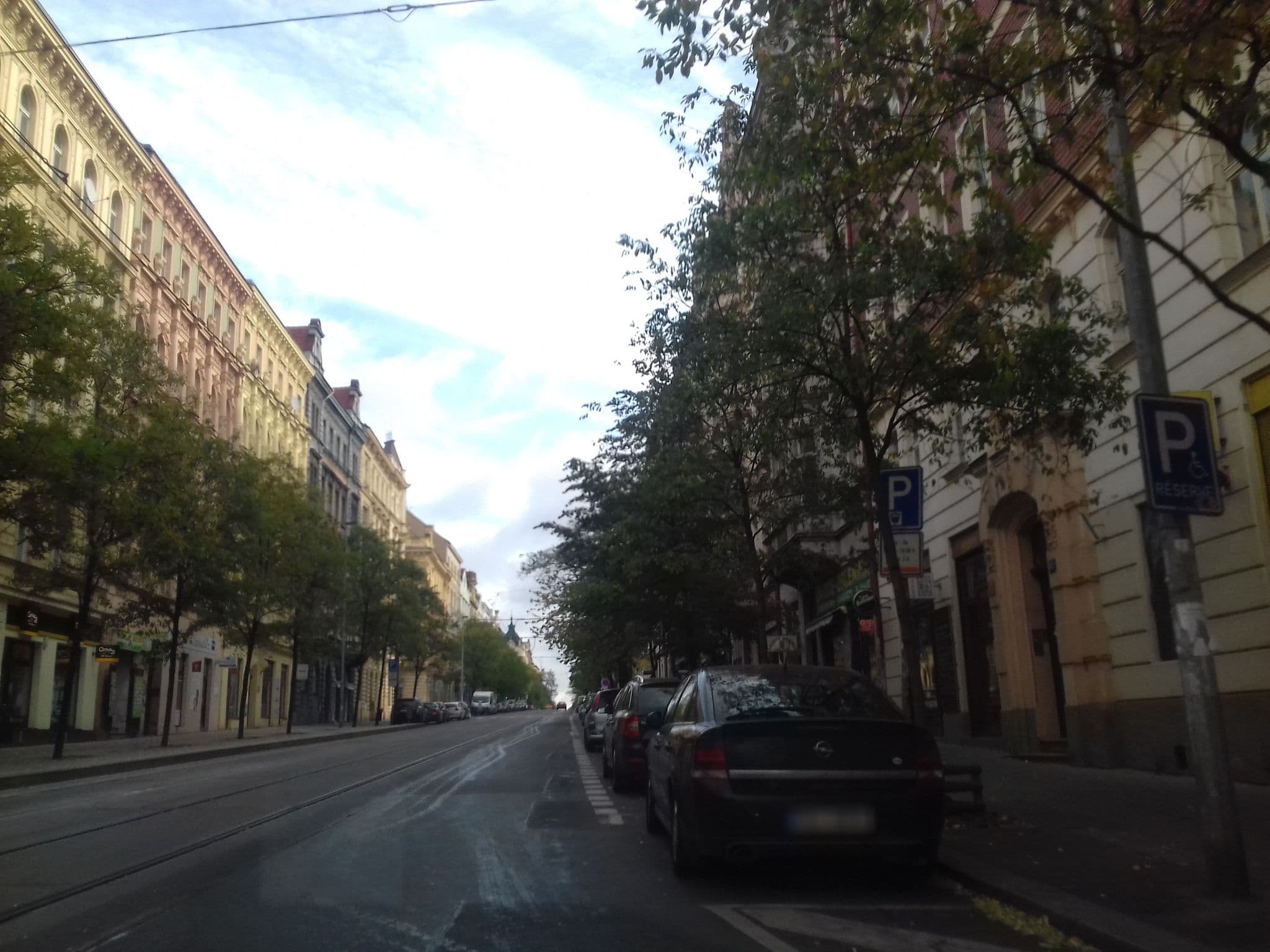 Street view near Airbnb Wg7, Královské Vinohrady — © hodkowicz (CC BY-SA · Mapillary)
