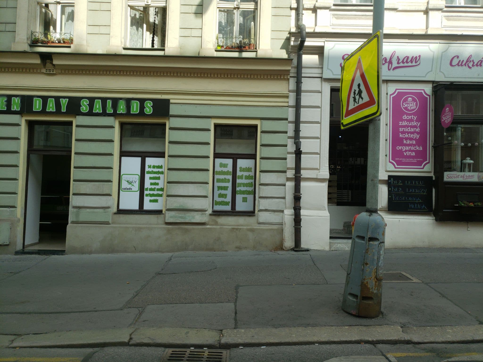 Street view near Visit in Prague II, Královské Vinohrady — © mapfool (CC BY-SA · Mapillary)