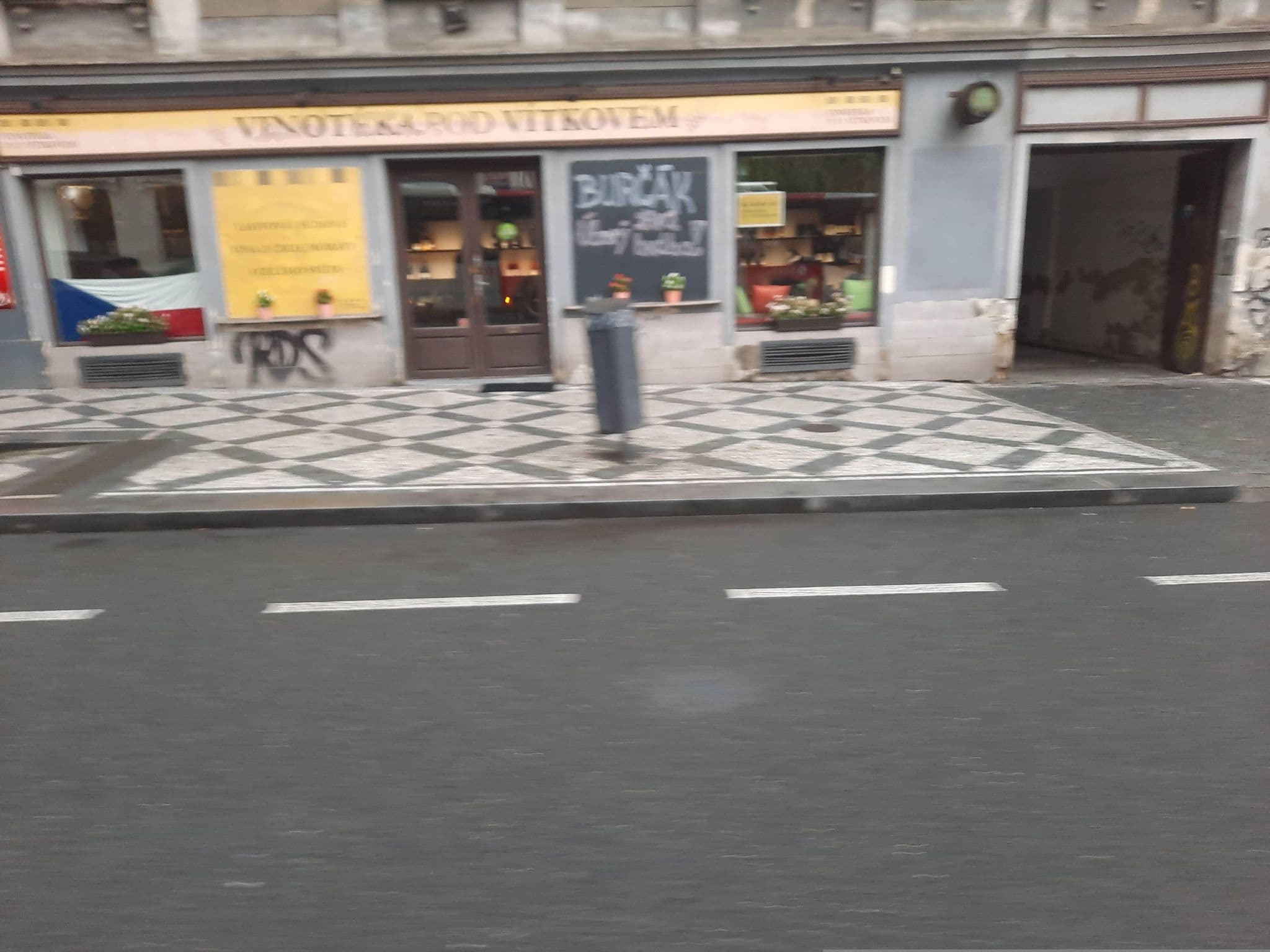 Street view near Hostel Lípa, Žižkov — © ondrejlopatka (CC BY-SA · Mapillary)