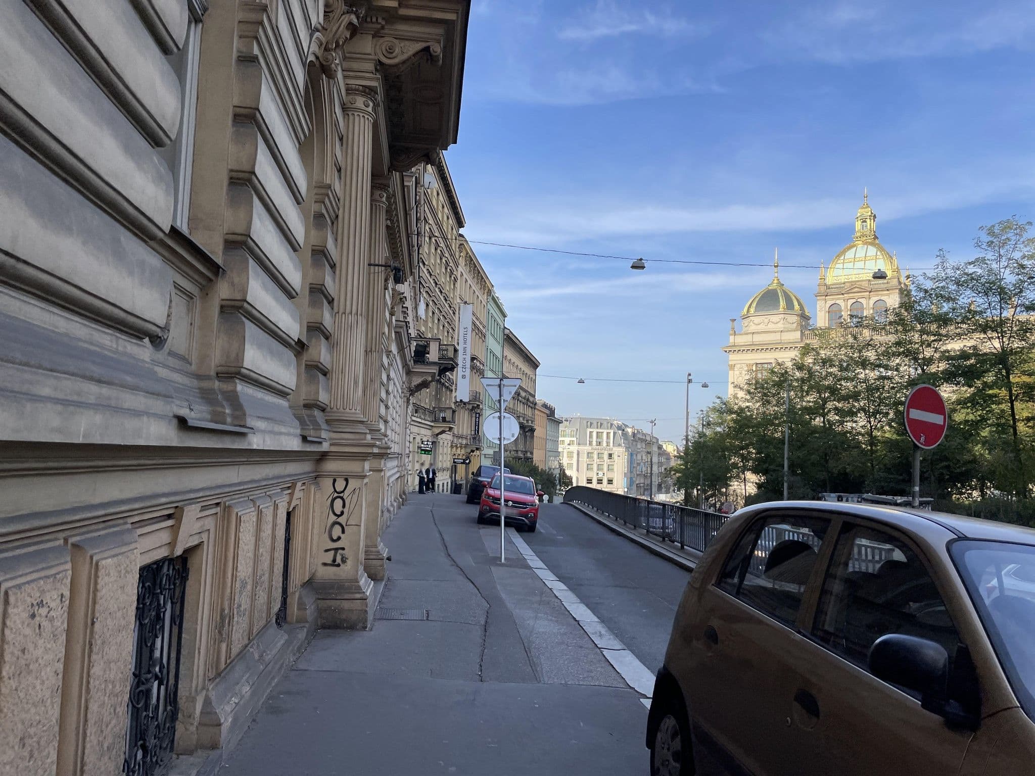 Street view near Grand Terrace, Nové Město — © multimaze (CC BY-SA · Mapillary)