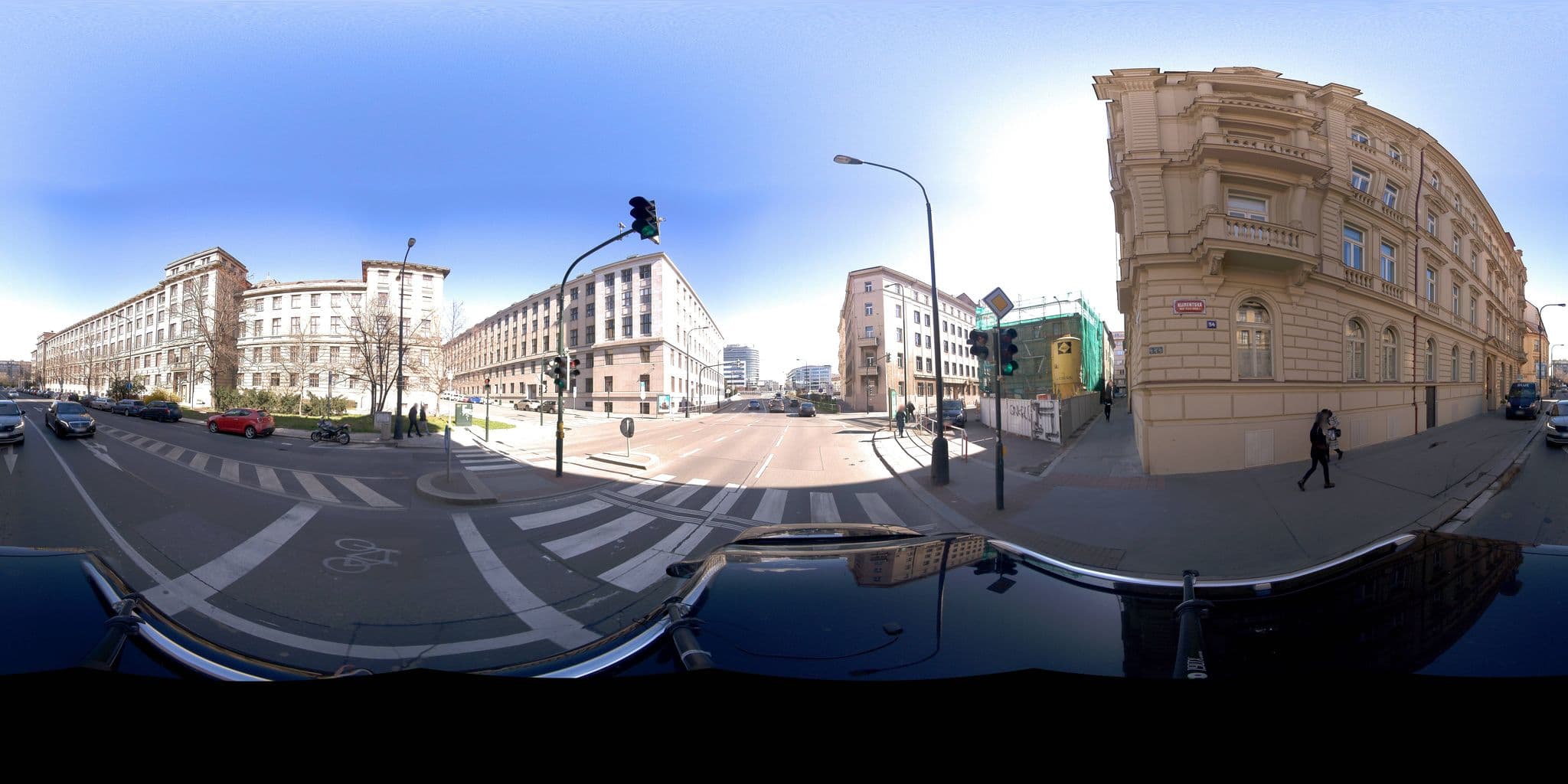 Street view near Cuarto 405, Karlín — © jeffreymartin (CC BY-SA · Mapillary)