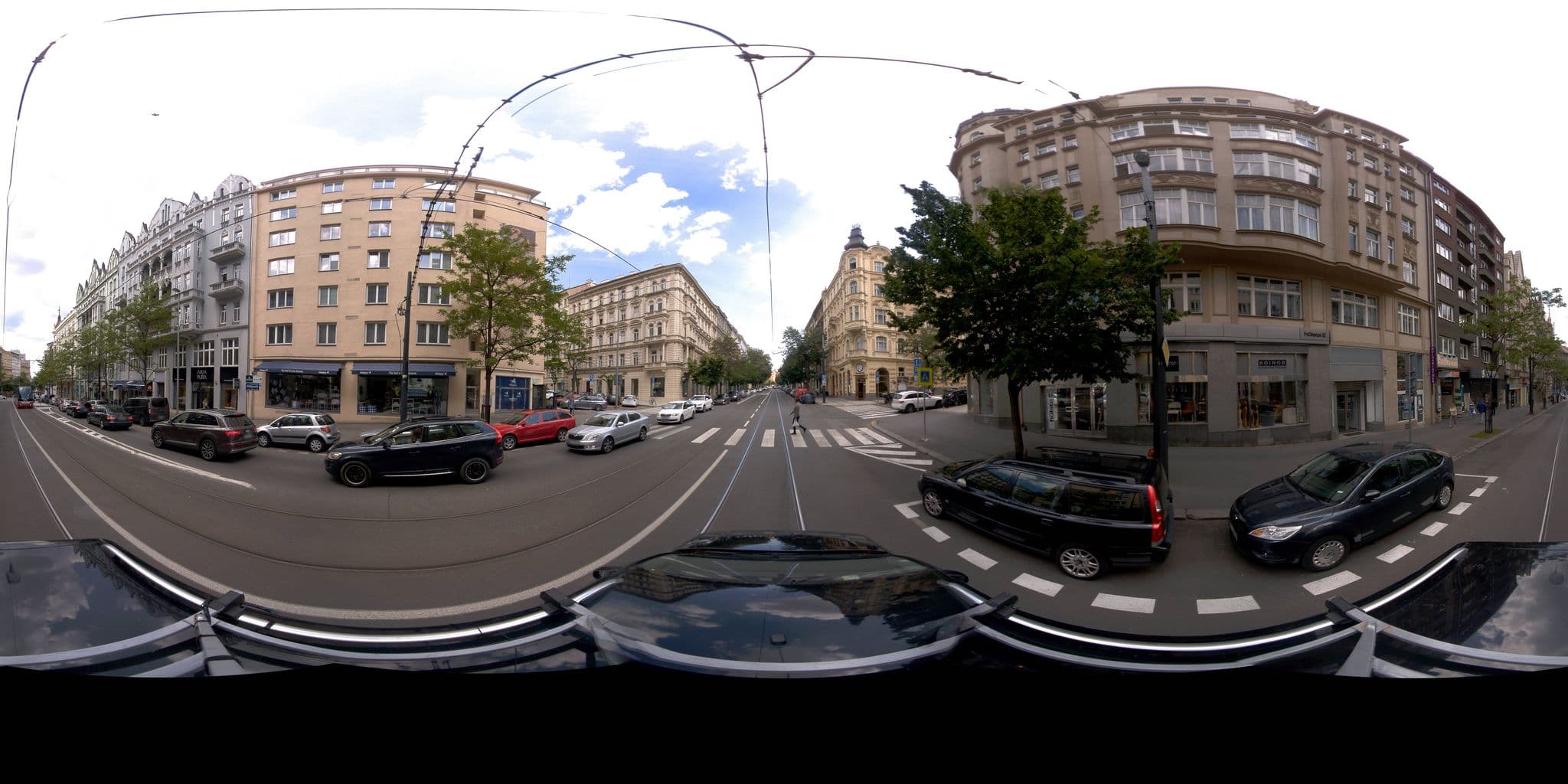Street view near "Atlantis 5" Stopcity, Královské Vinohrady — © jeffreymartin (CC BY-SA · Mapillary)