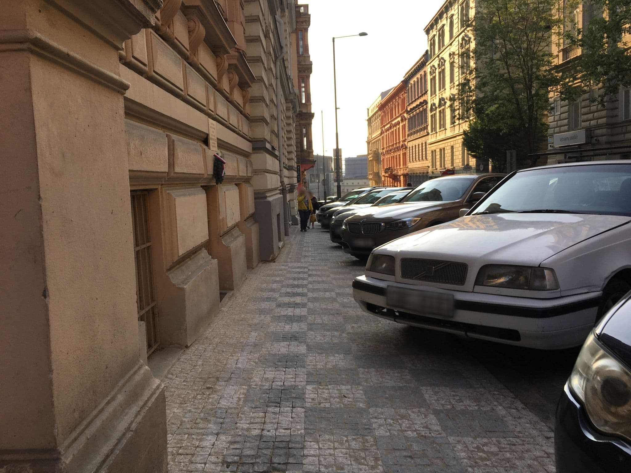 Street view near Room 507, Královské Vinohrady — © gness (CC BY-SA · Mapillary)