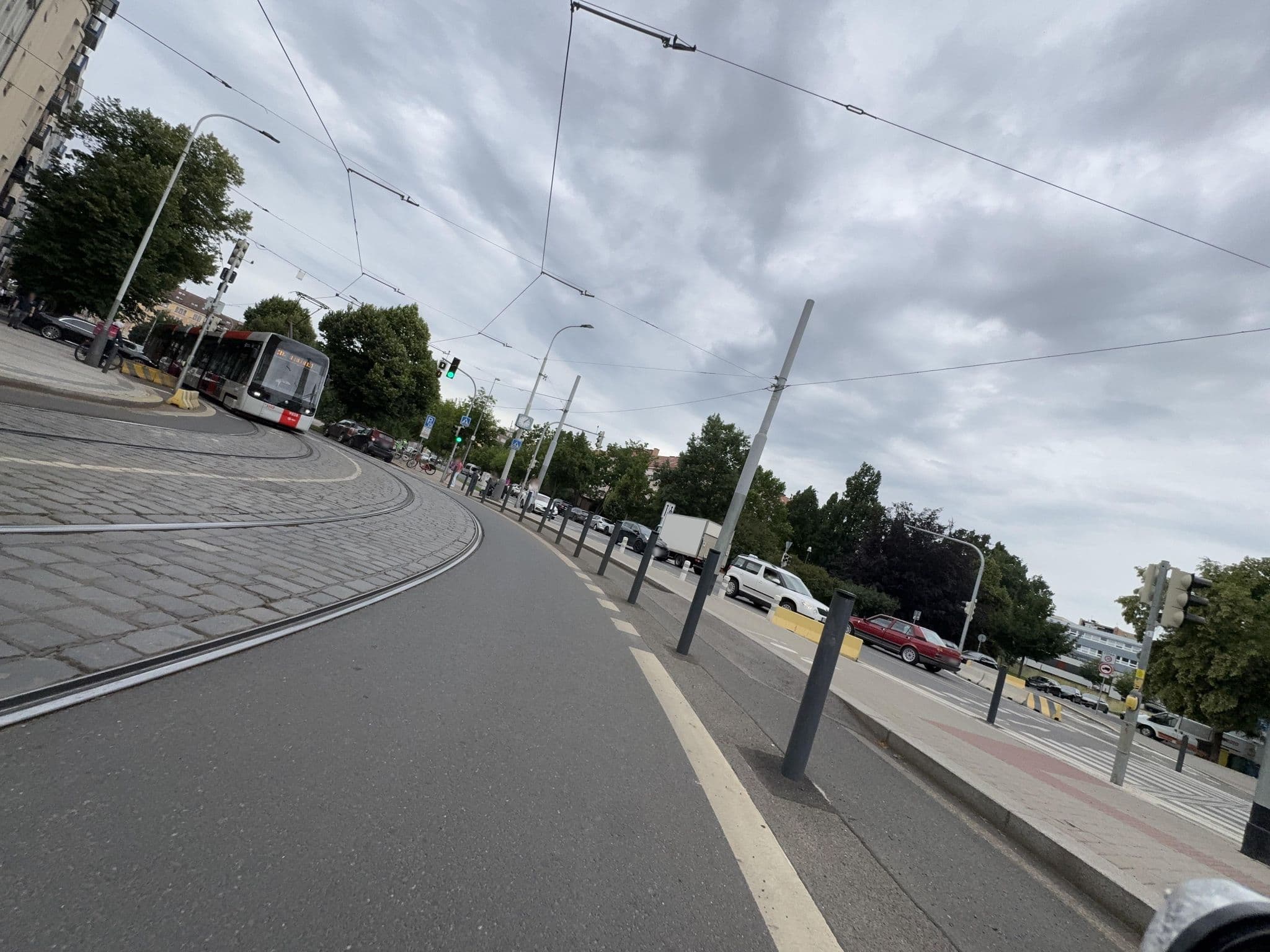 Street view near Plaza Alta Hotel, Holešovice — © ondrejlopatka (CC BY-SA · Mapillary)
