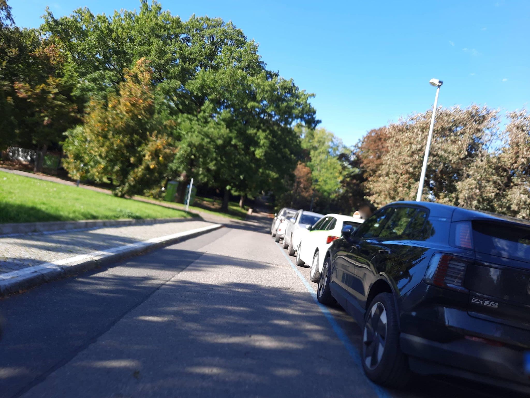 Street view near Hanspaulka apartment, Dejvice — © ondrejlopatka (CC BY-SA · Mapillary)