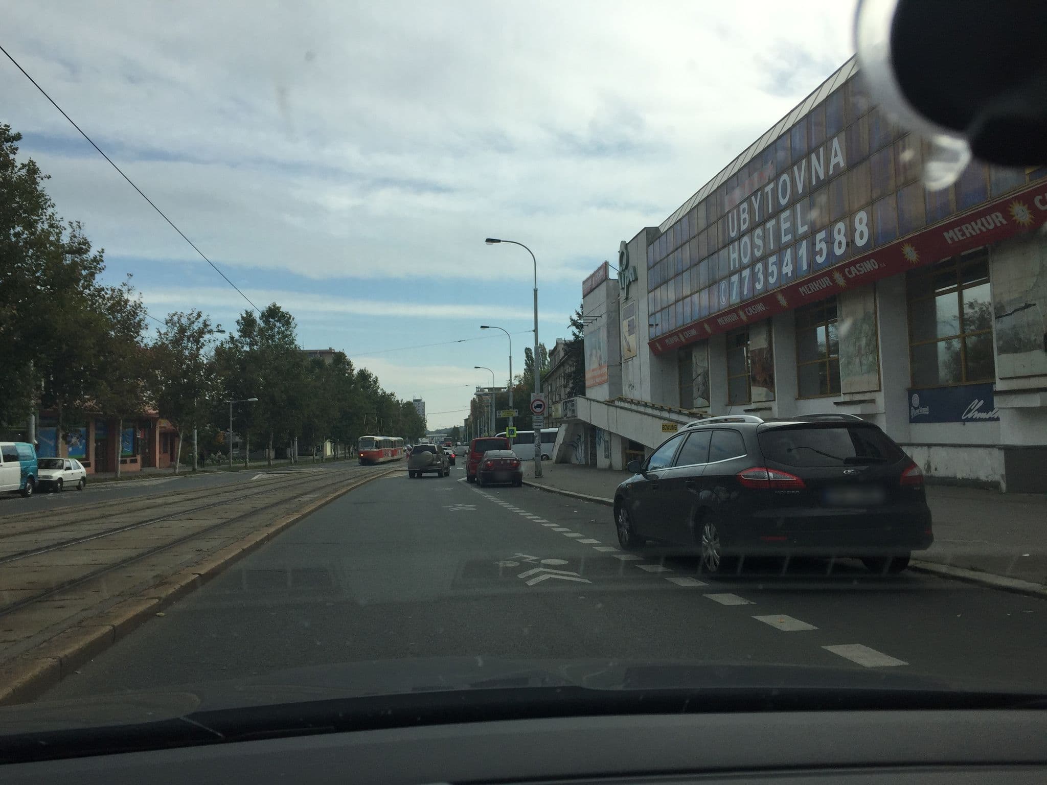 Street view near Ubytovna Praha Hartigova, Malešice — © atze777 (CC BY-SA · Mapillary)