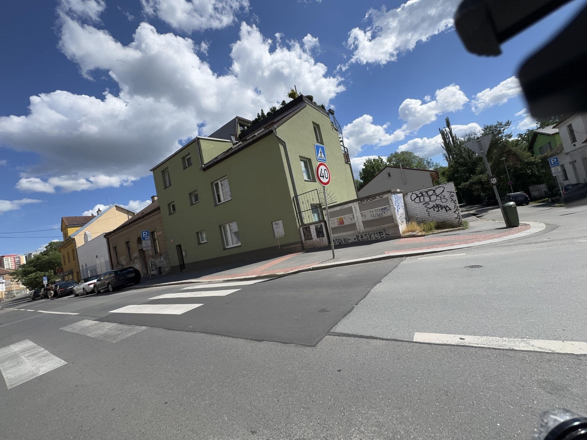 Street view near Hattrick, Záběhlice — © ondrejlopatka (CC BY-SA · Mapillary)