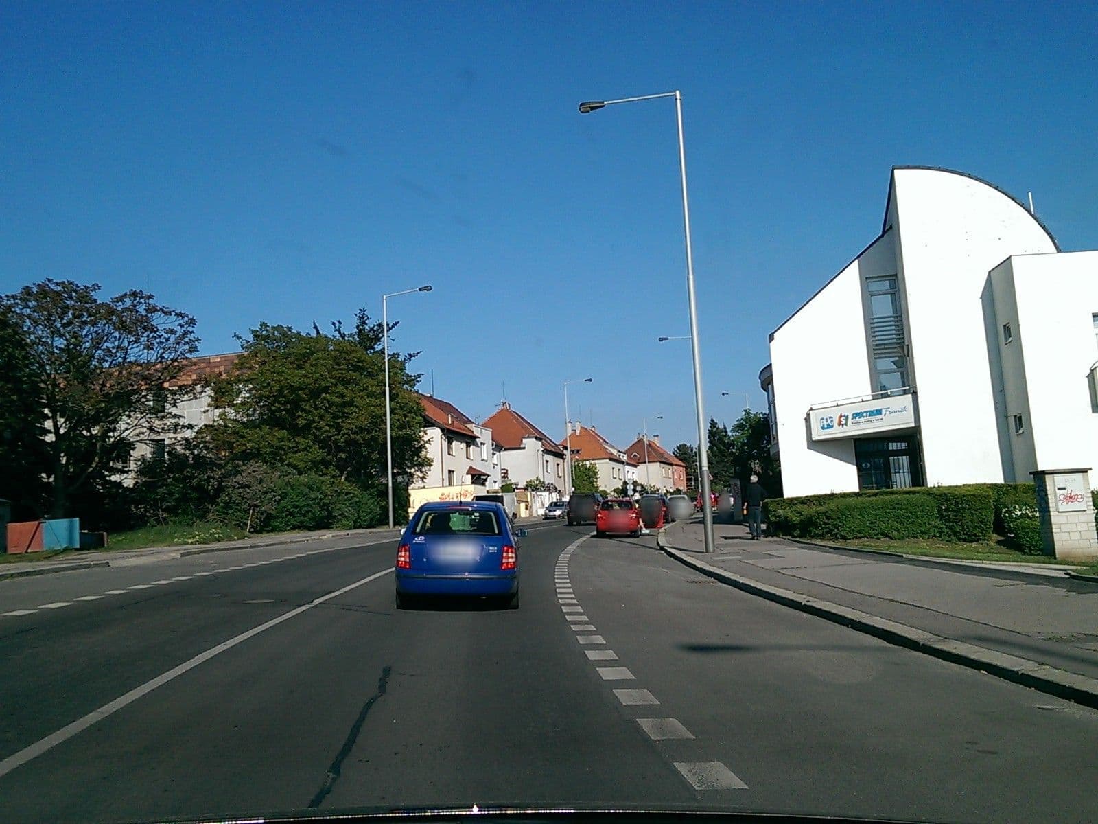 Street view near Hotel Ocean, Hostivař — © gob (CC BY-SA · Mapillary)