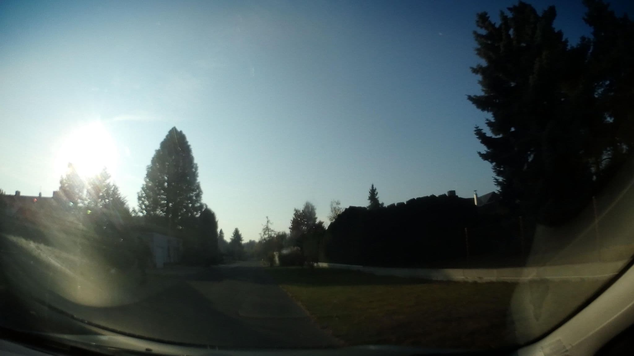 Street view near Holekova Praha-Klanovice, Šestajovice — © jakuje (CC BY-SA · Mapillary)