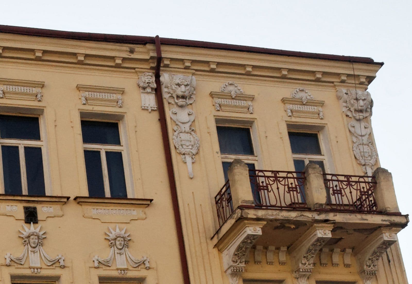 Street view near Apartments 13 Teplice, Teplice — © txllxt (CC BY-SA · Mapillary)