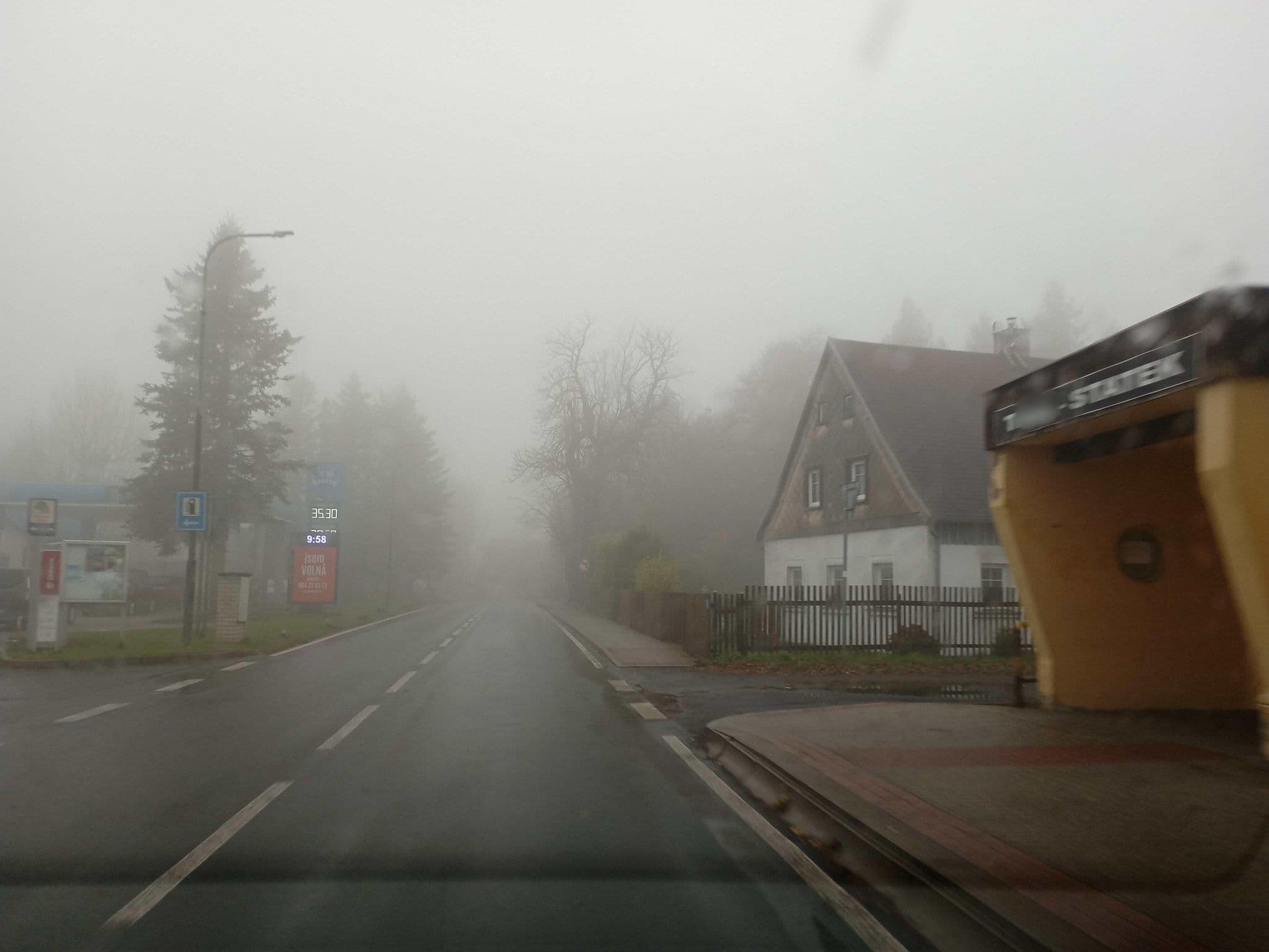 Street view near Motorest Hráč, Libouchec — © atze02 (CC BY-SA · Mapillary)