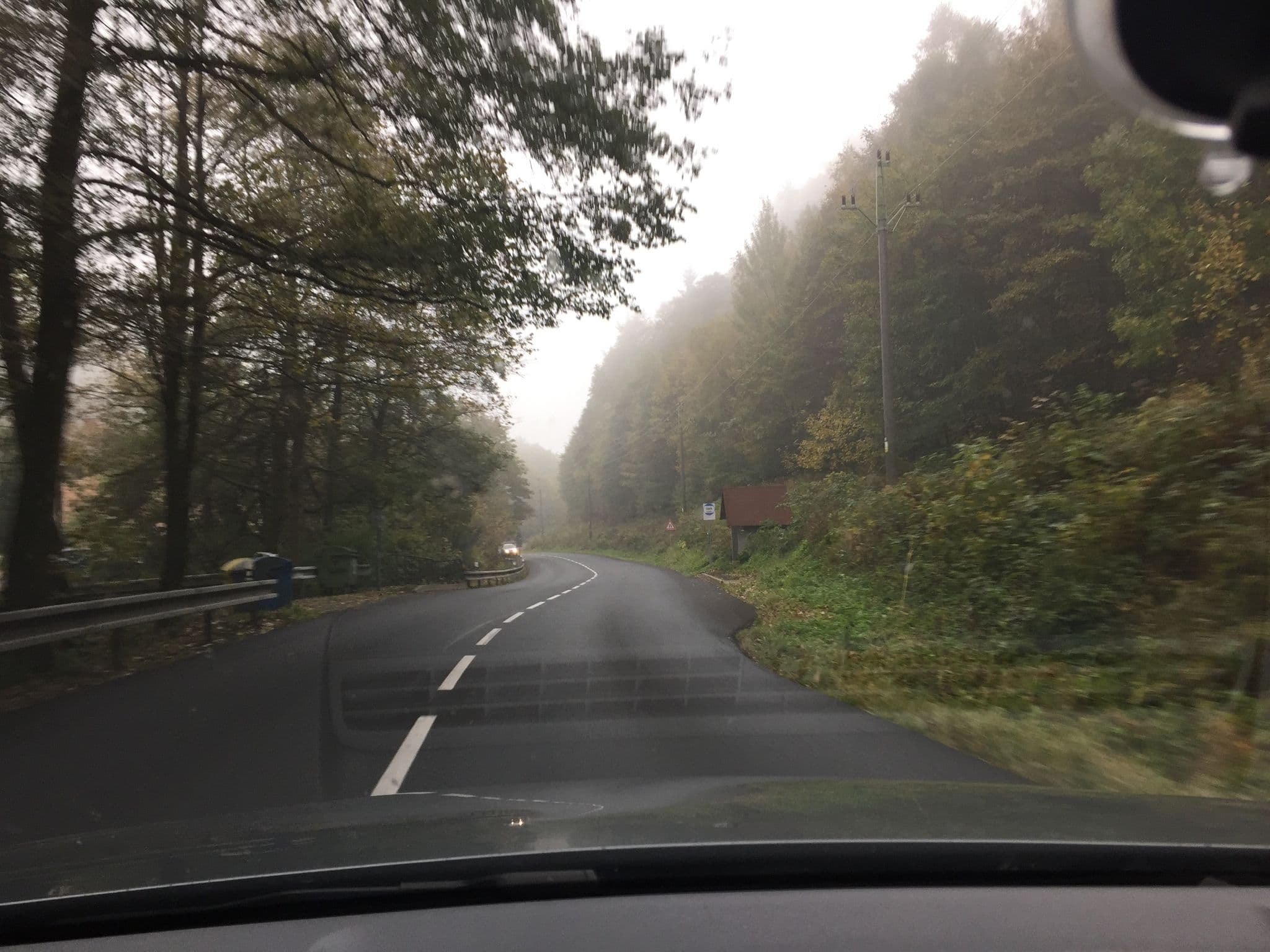 Street view near Vila Weigend, Libouchec — © atze777 (CC BY-SA · Mapillary)