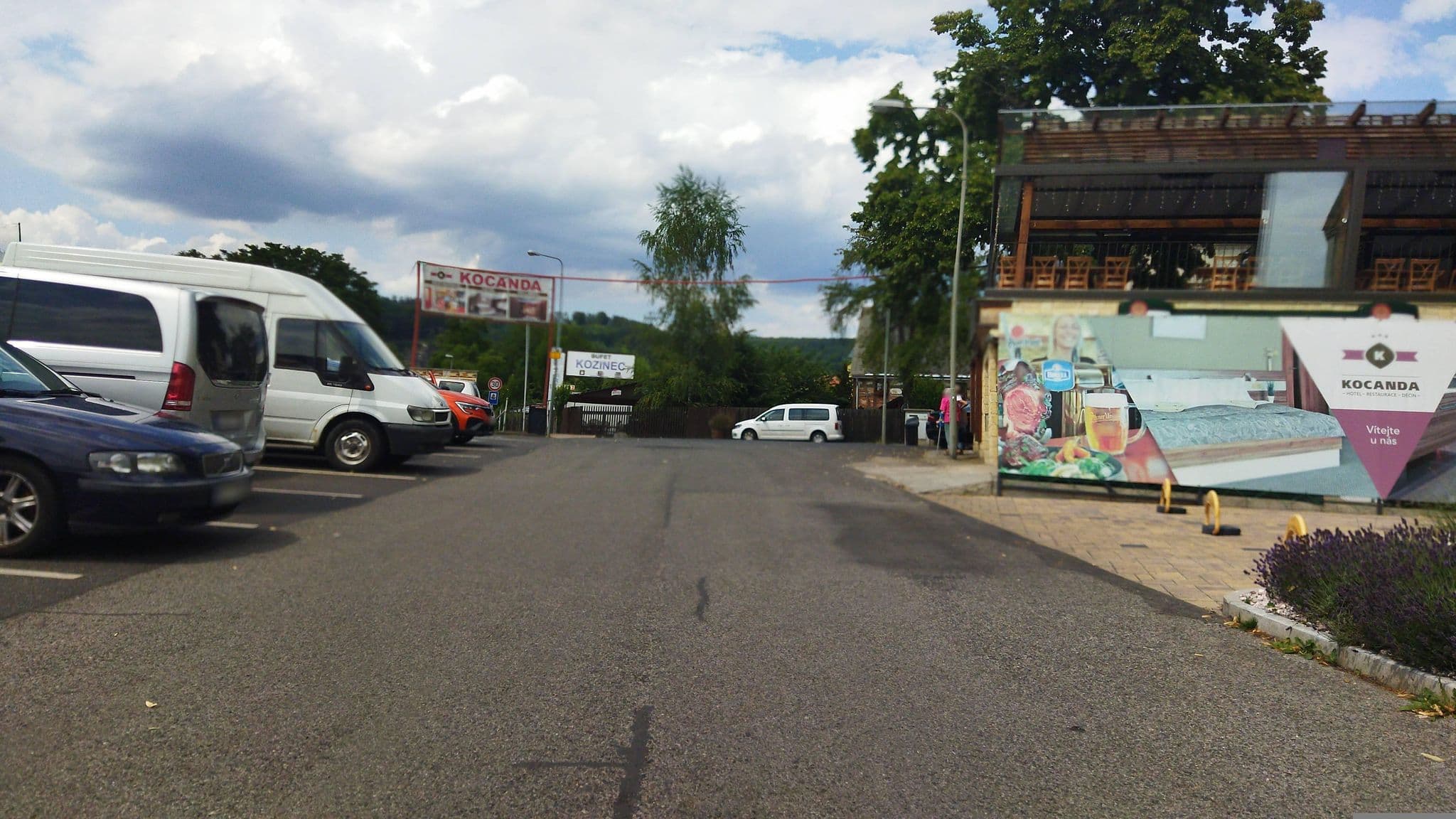Street view near Hotel a restaurace Kocanda, Děčín — © changchun1 (CC BY-SA · Mapillary)