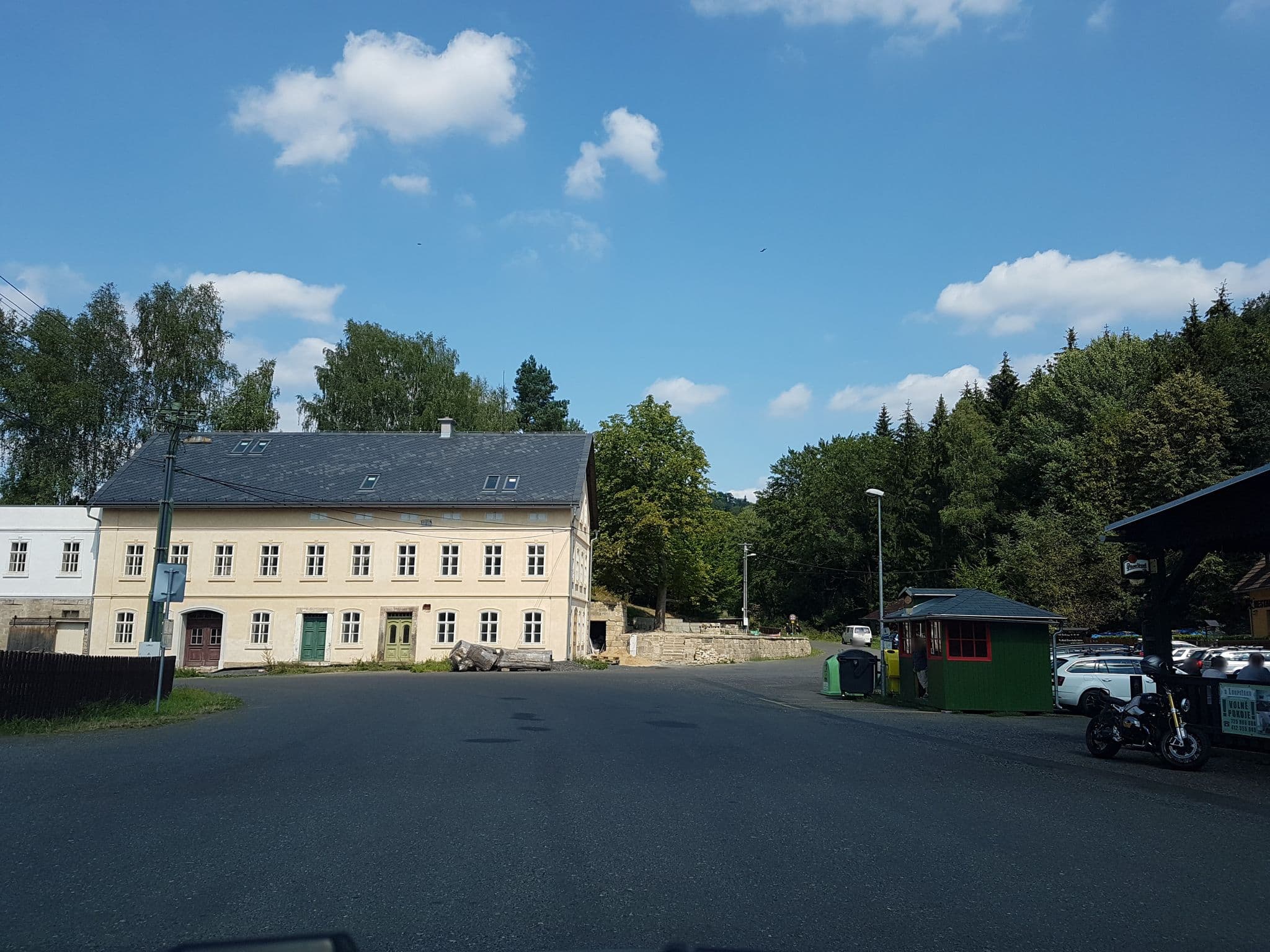 Street view near Restaurace U Loupežáku, Česká Kamenice — © it_s_so_funny (CC BY-SA · Mapillary)
