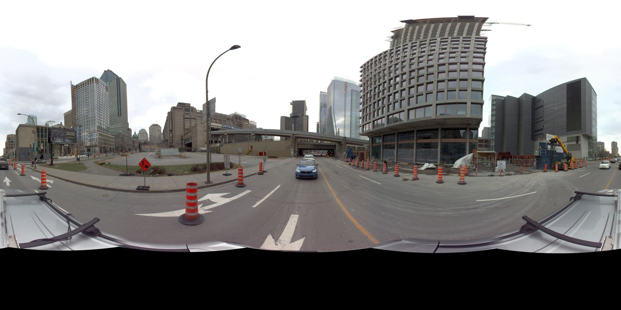 Street view near Moxy, Ville-Marie — © VdM (CC BY-SA · Mapillary)