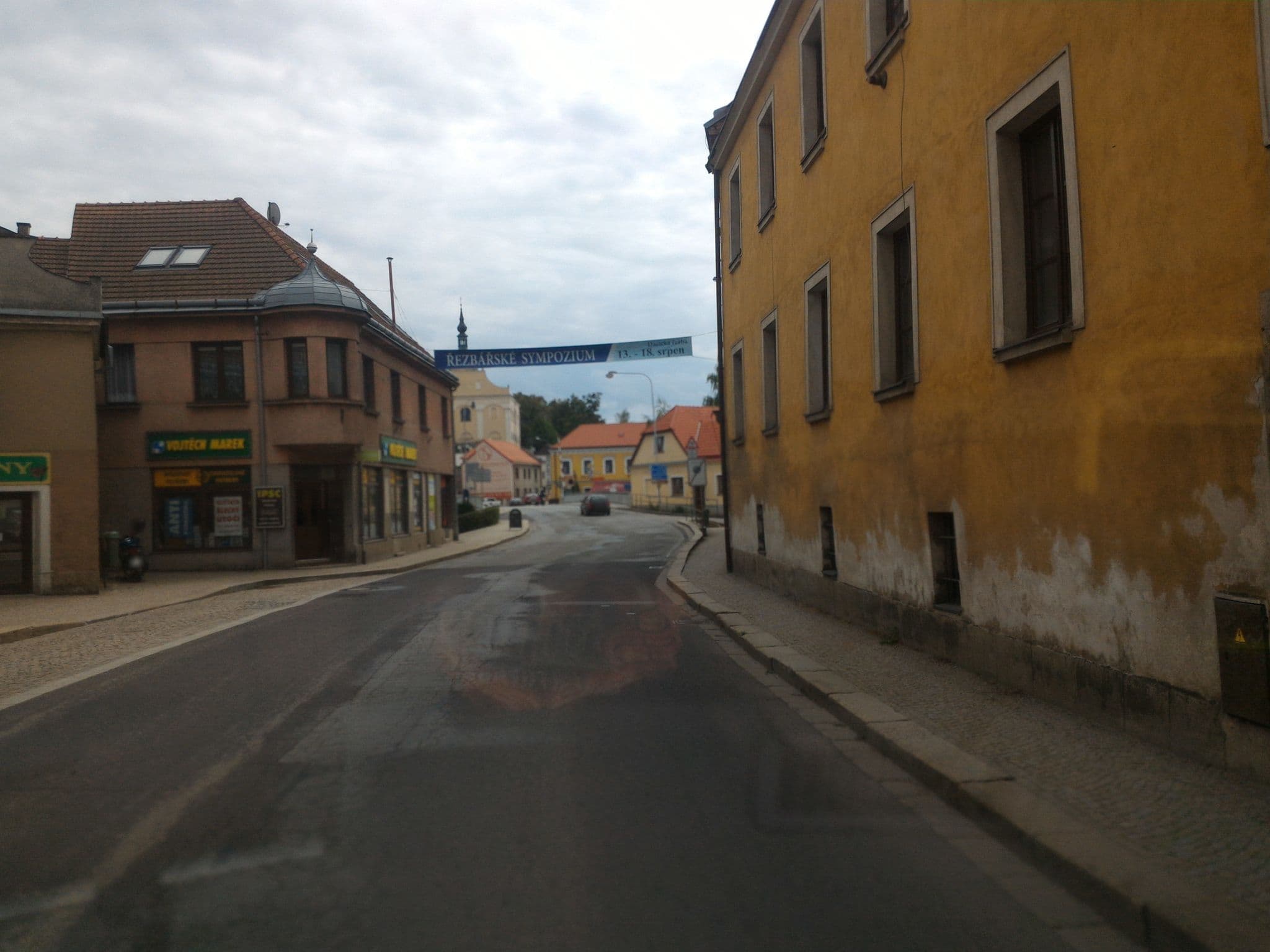 Street view near Hotel U Proužků, Dačice — © fell3 (CC BY-SA · Mapillary)