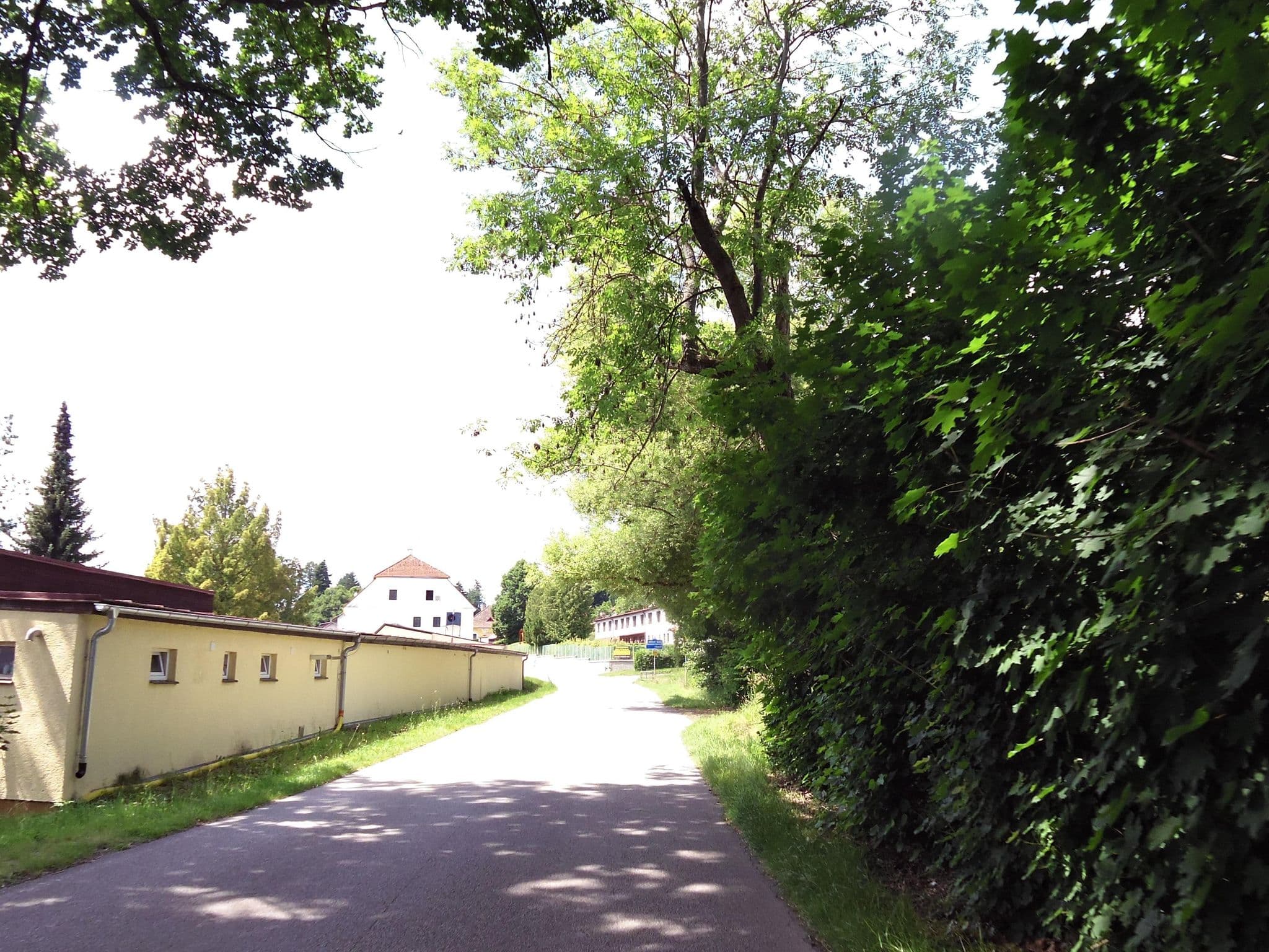 Street view near Rekreační středisko Lesák, Chlum u Třeboně — © fell3 (CC BY-SA · Mapillary)