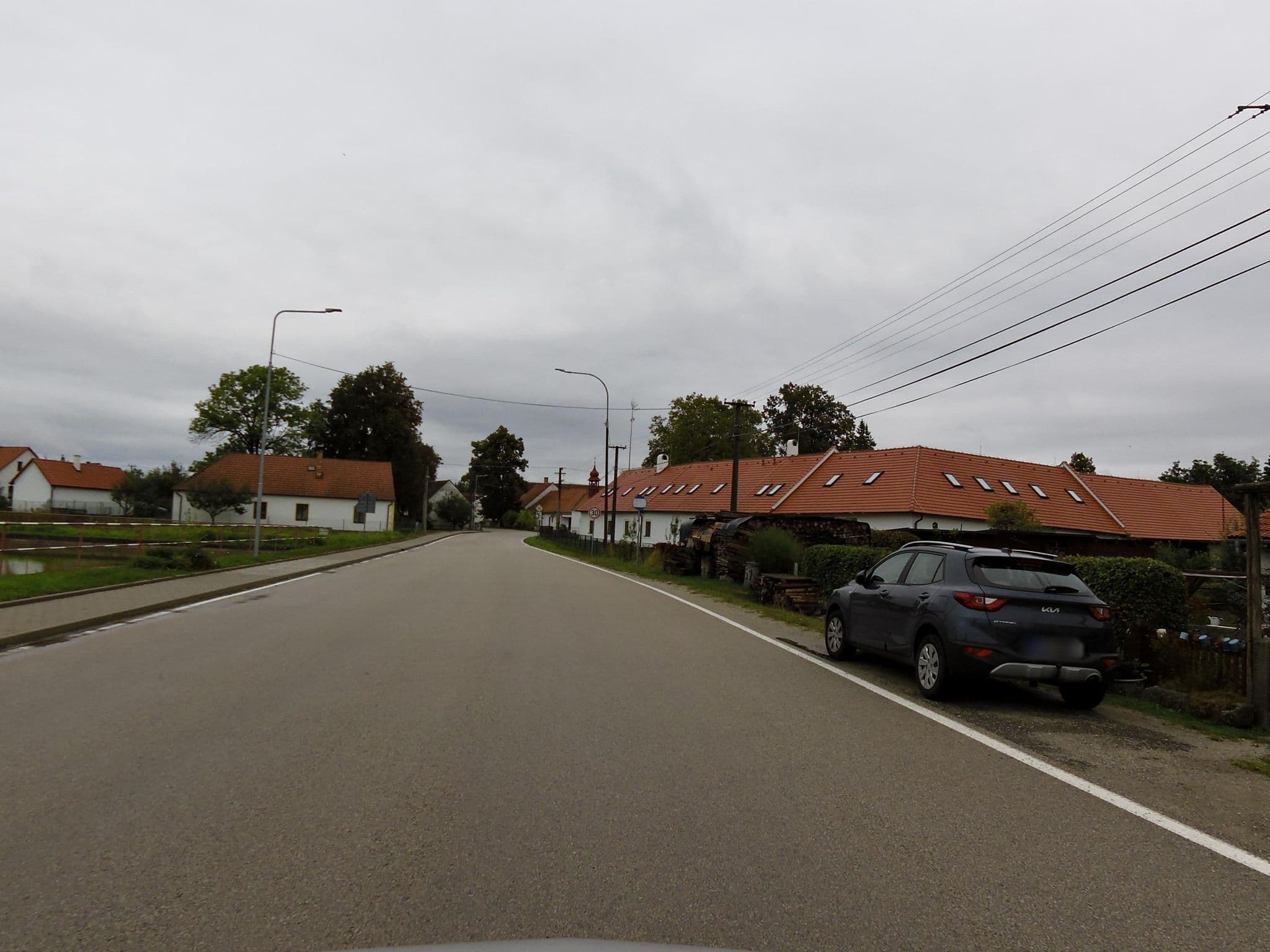 Street view near Penzion Za Humny, Chlum u Třeboně — © fell3 (CC BY-SA · Mapillary)