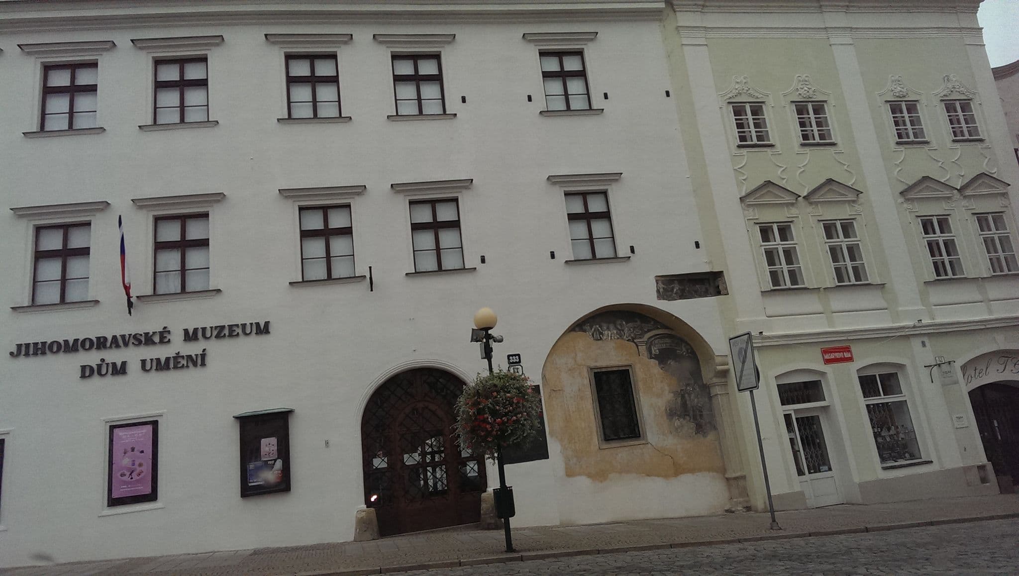 Street view near Šťastný medvěd, Znojmo — © roraima (CC BY-SA · Mapillary)