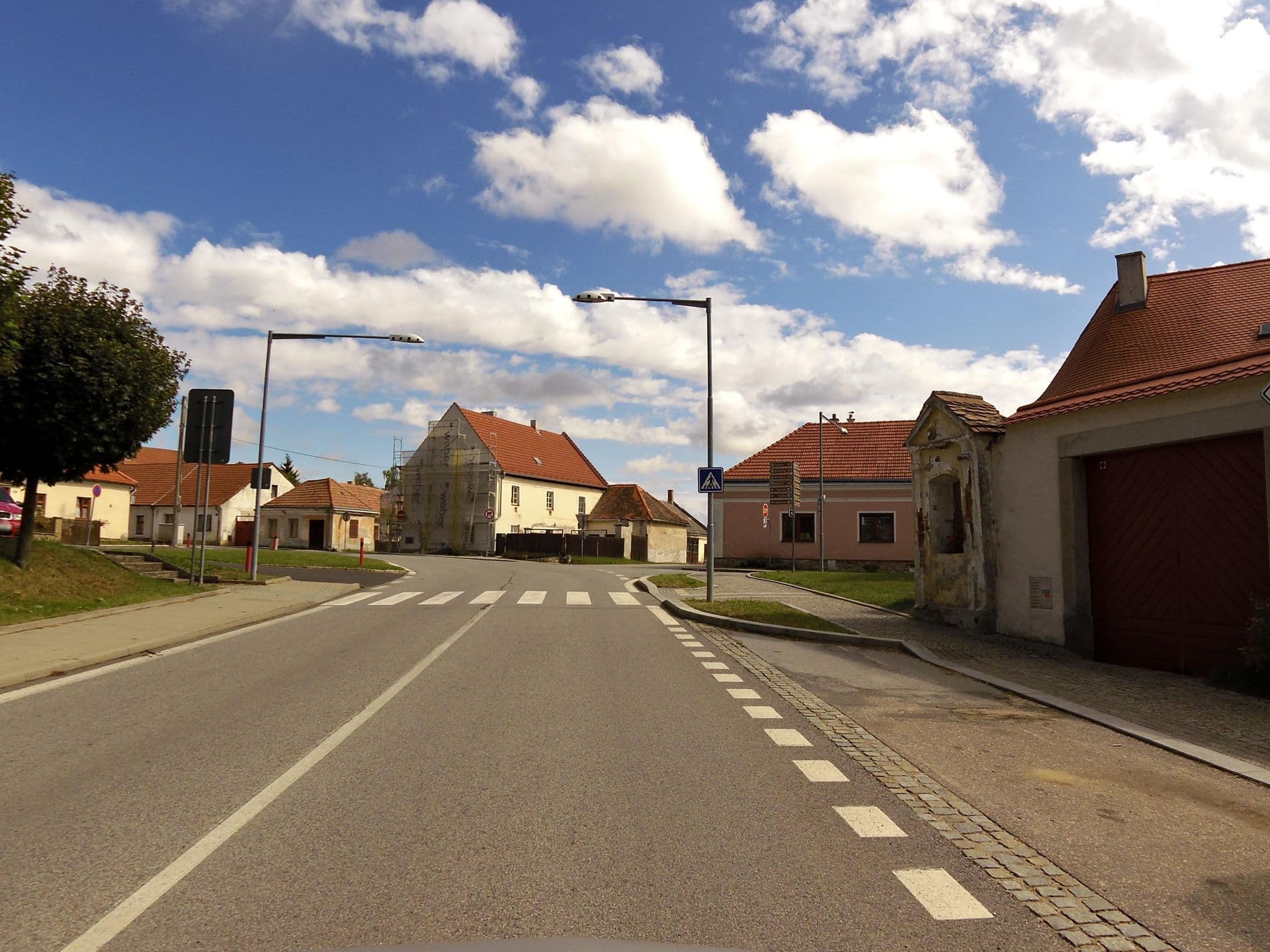 Street view near Penzion U Dačické brány - Sogdiana, Slavonice — © fell3 (CC BY-SA · Mapillary)