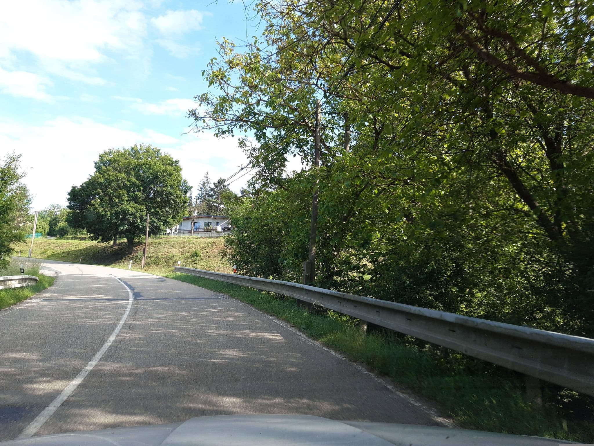 Street view near Pension Marie, Kníničky — © gob (CC BY-SA · Mapillary)