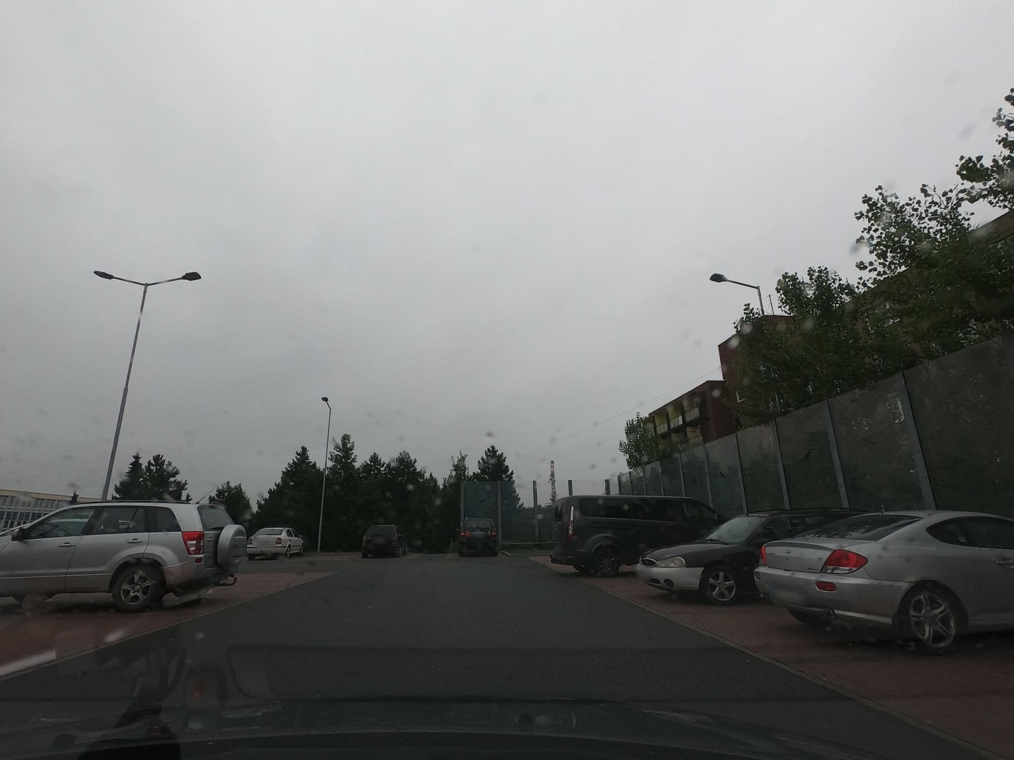 Street view near Ubytovna - Domov mládeže Jedovnická 10, Brno–Líšeň, Vinohrady — © richlv (CC BY-SA · Mapillary)