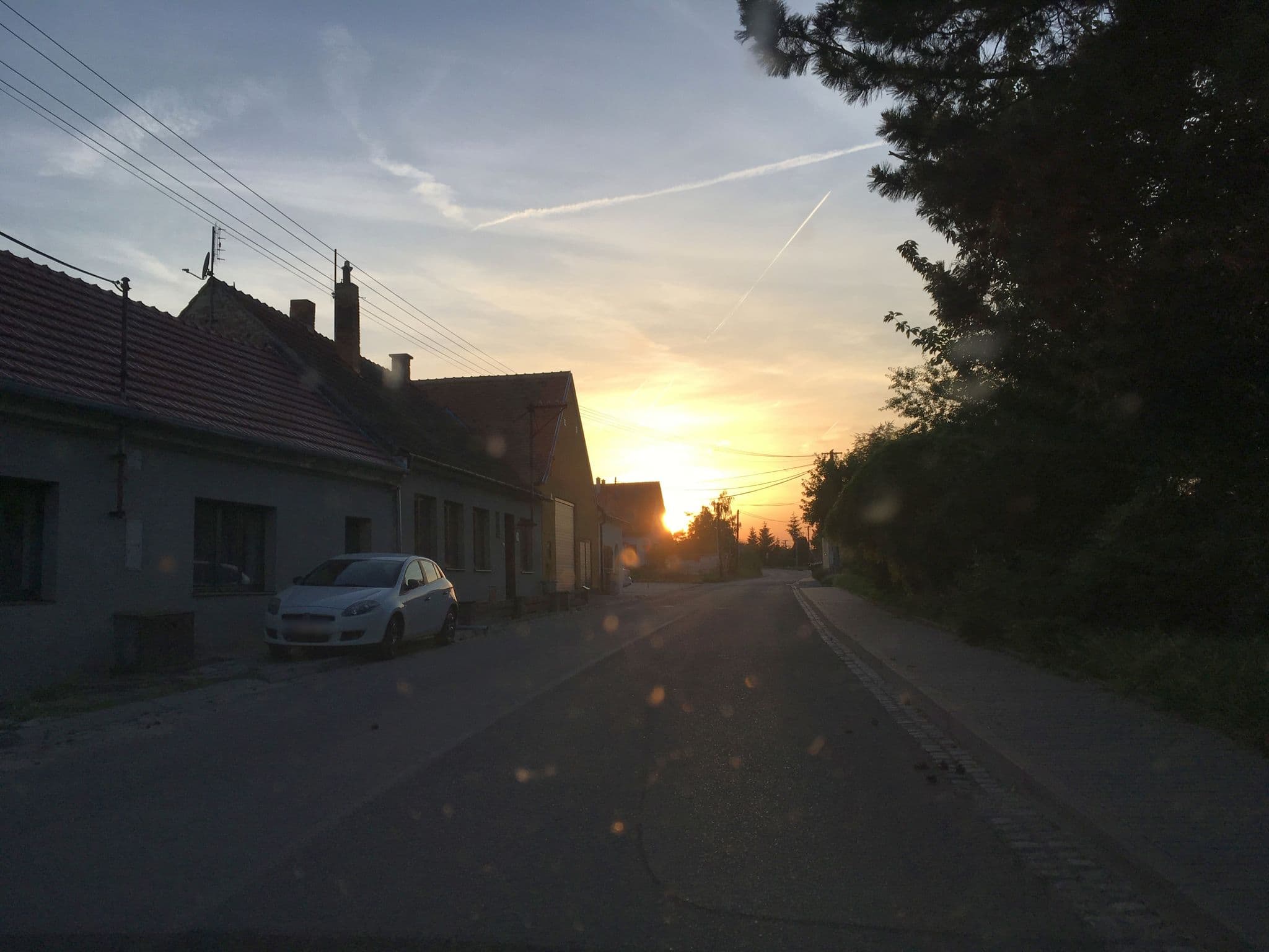 Street view near Domov mládeže Střední vinařské školy, Valtice — © istefanos (CC BY-SA · Mapillary)